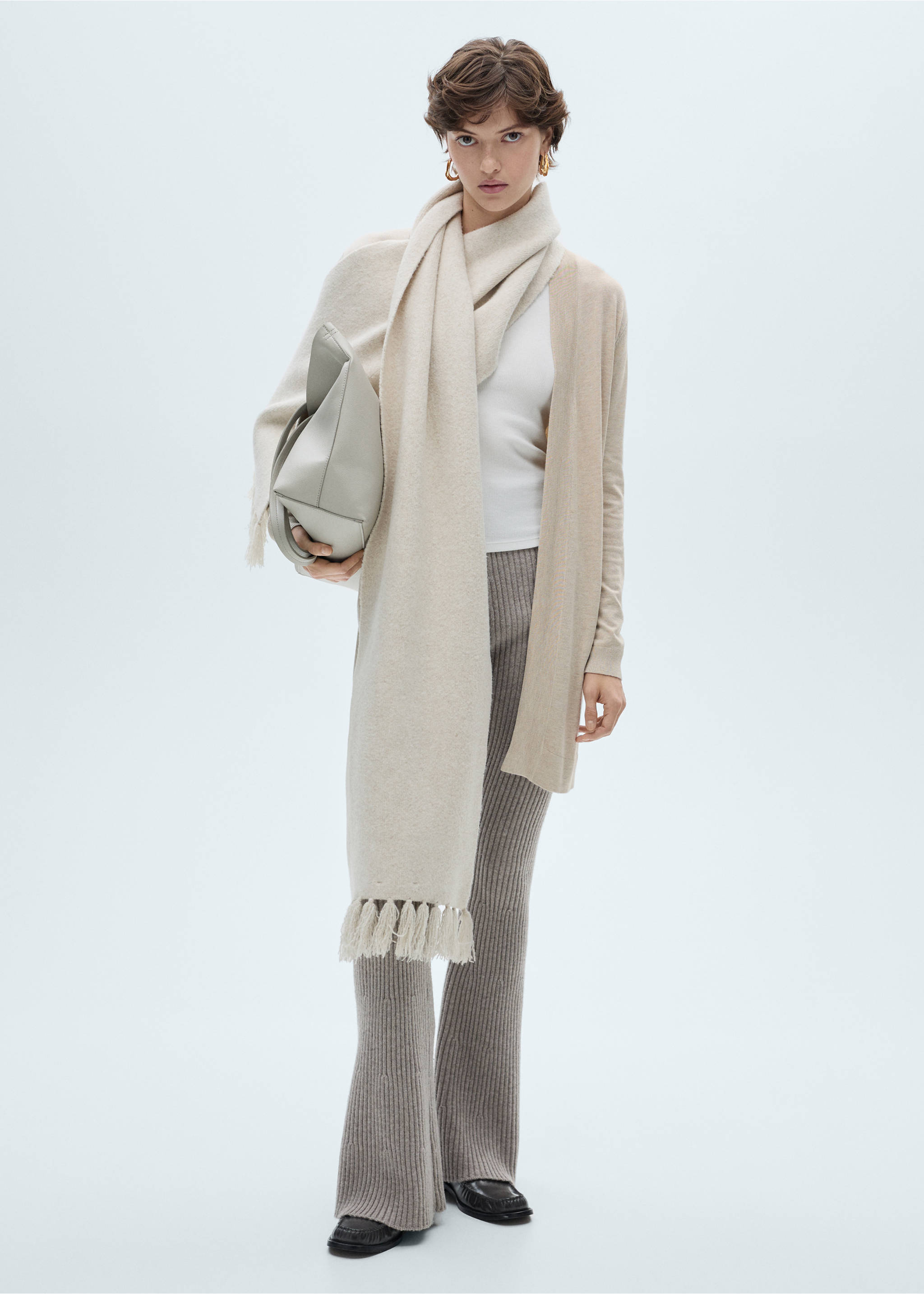 Finstickad cardigan - Allmän bild, Sand. Ref: 87080437-00.