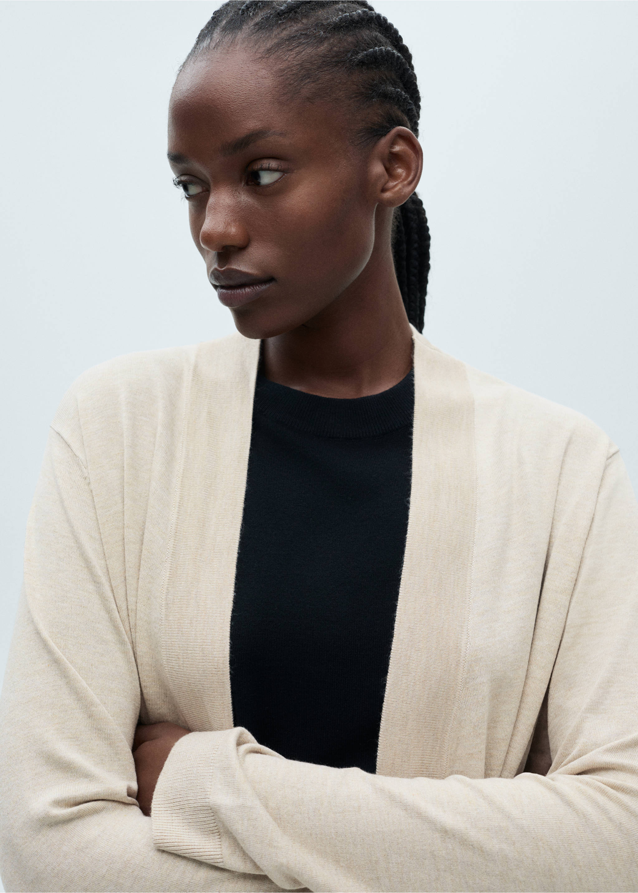 Finstickad cardigan - Detaljer om artikeln 4, Sand. Ref: 87080437-00.