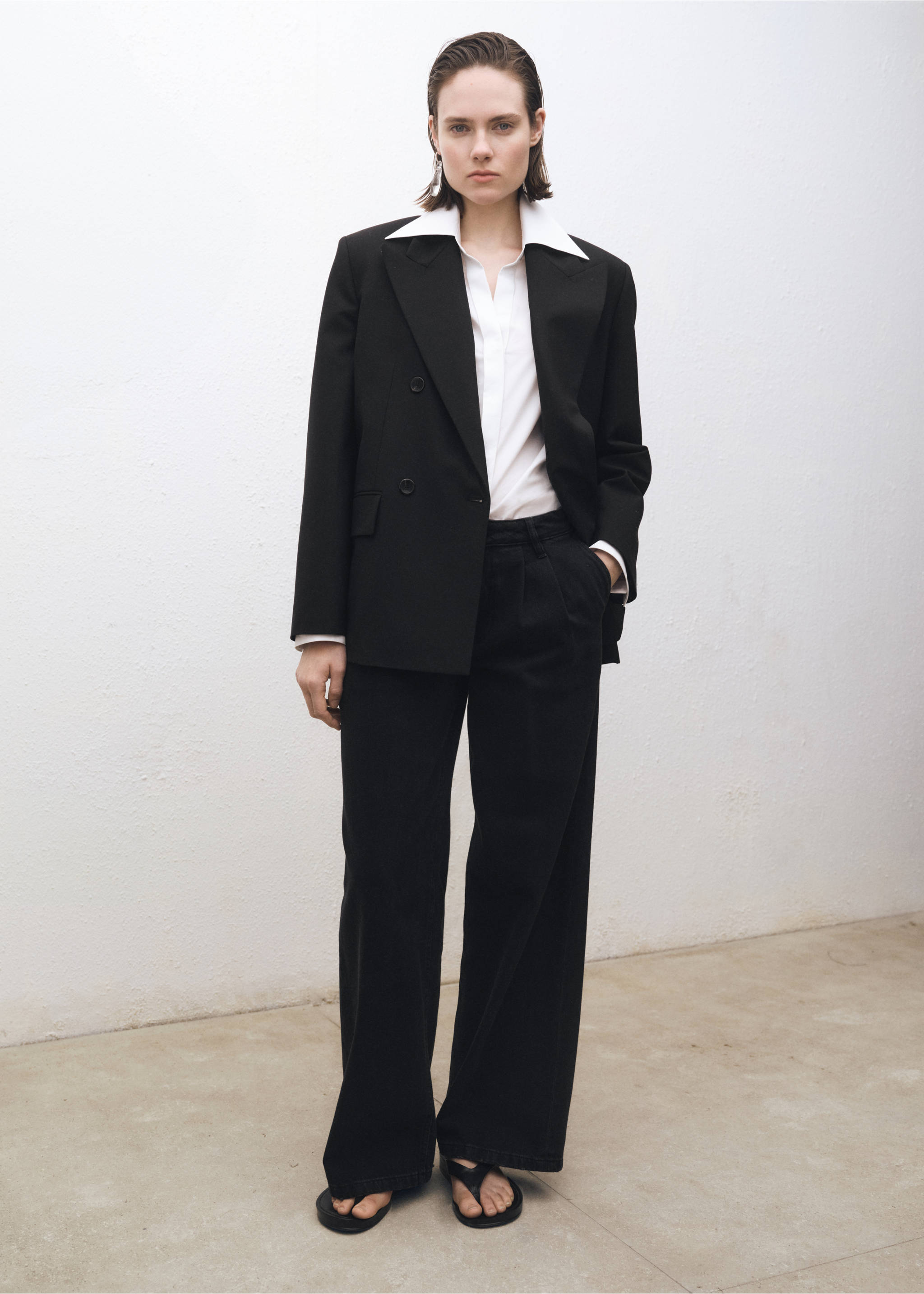 Wide leg pleated jeans - General plane, Black denim. Ref: 87080446-00.