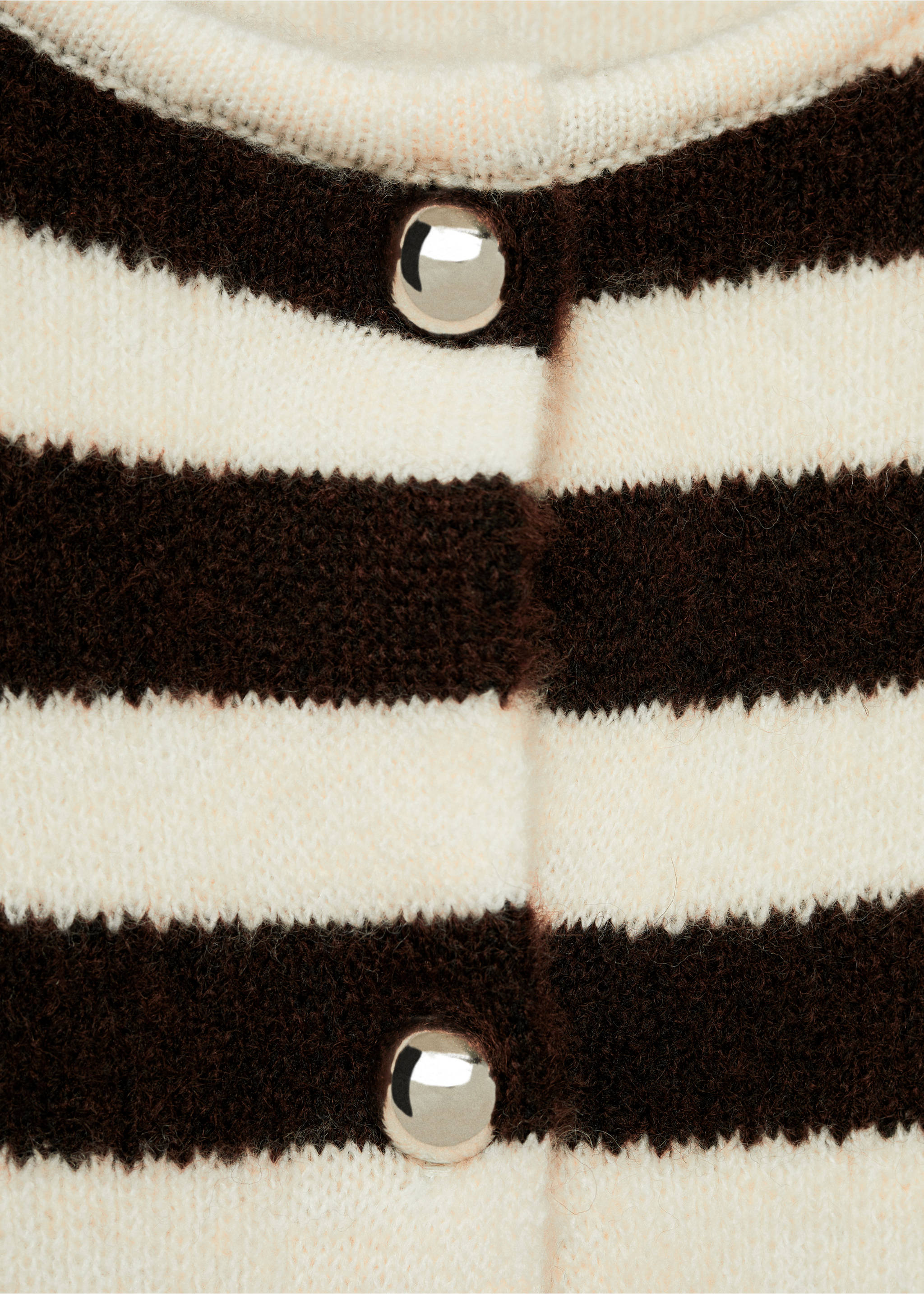 Striped cardigan with buttons - Details of the article 8, Ecru. Ref: 87080451-00.