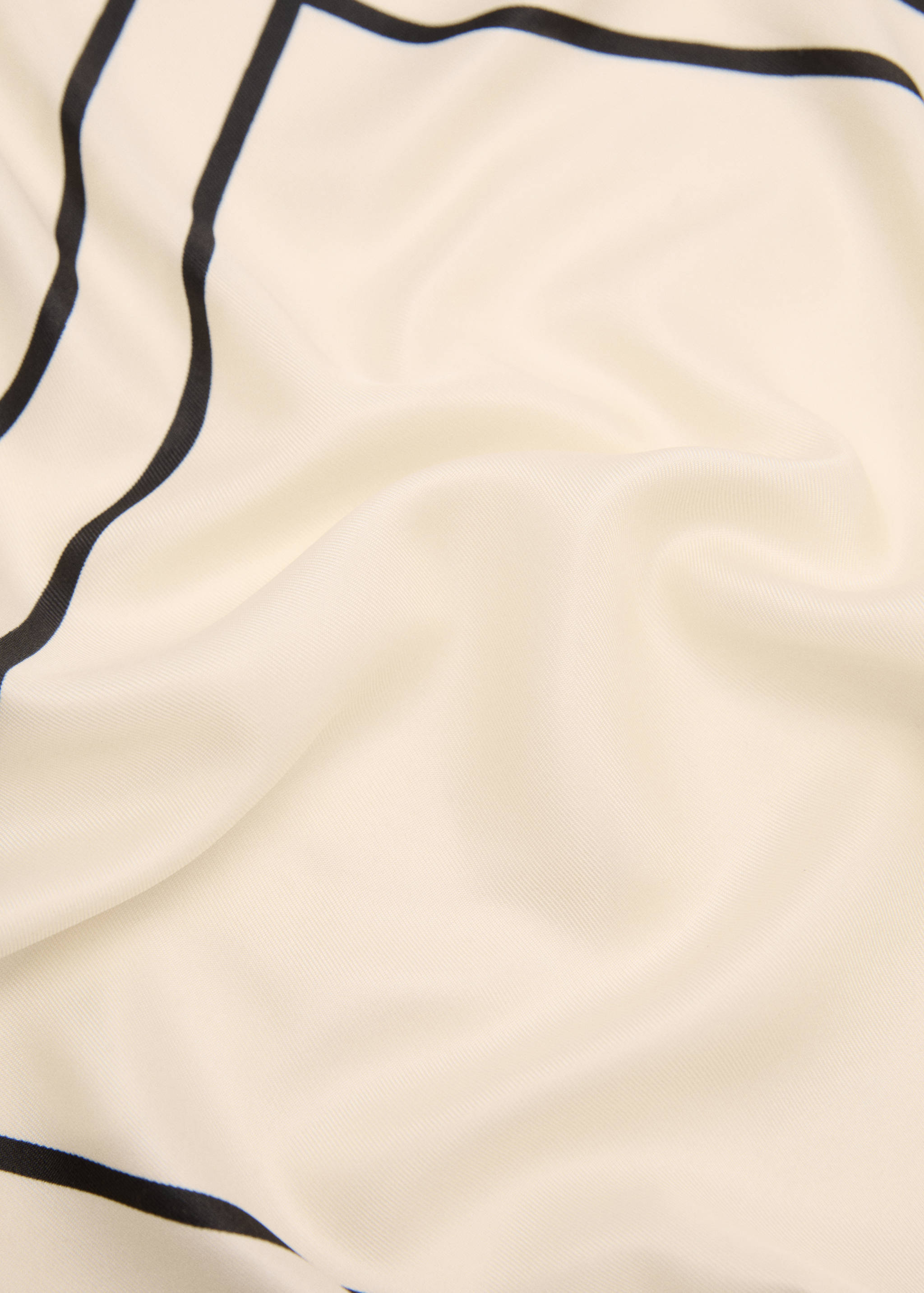 Geometric printed foulard - Details of the article 1