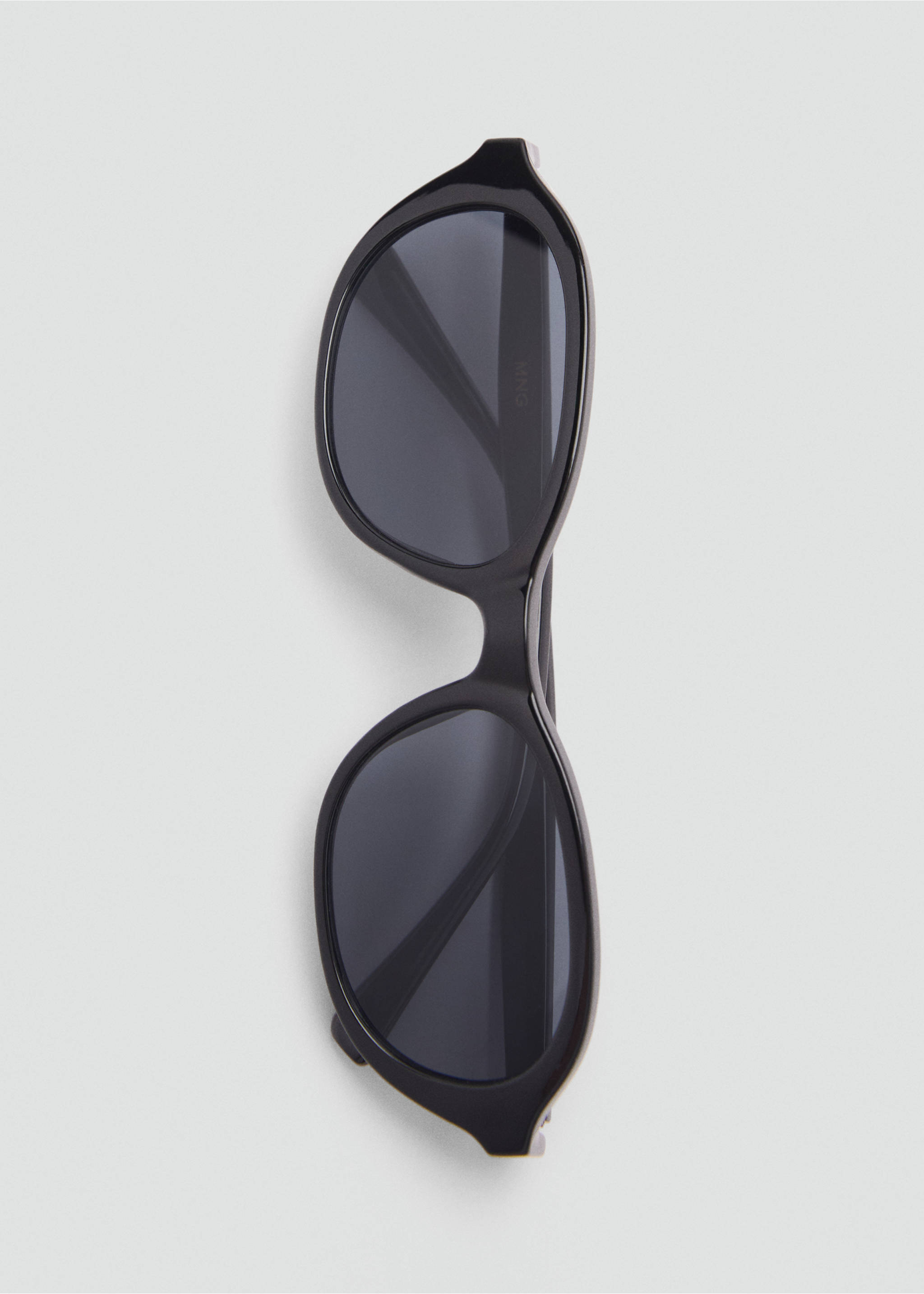 Gafas de sol montura ovalada - Detalle del artículo 2, Negro. Ref: 87080575-00.