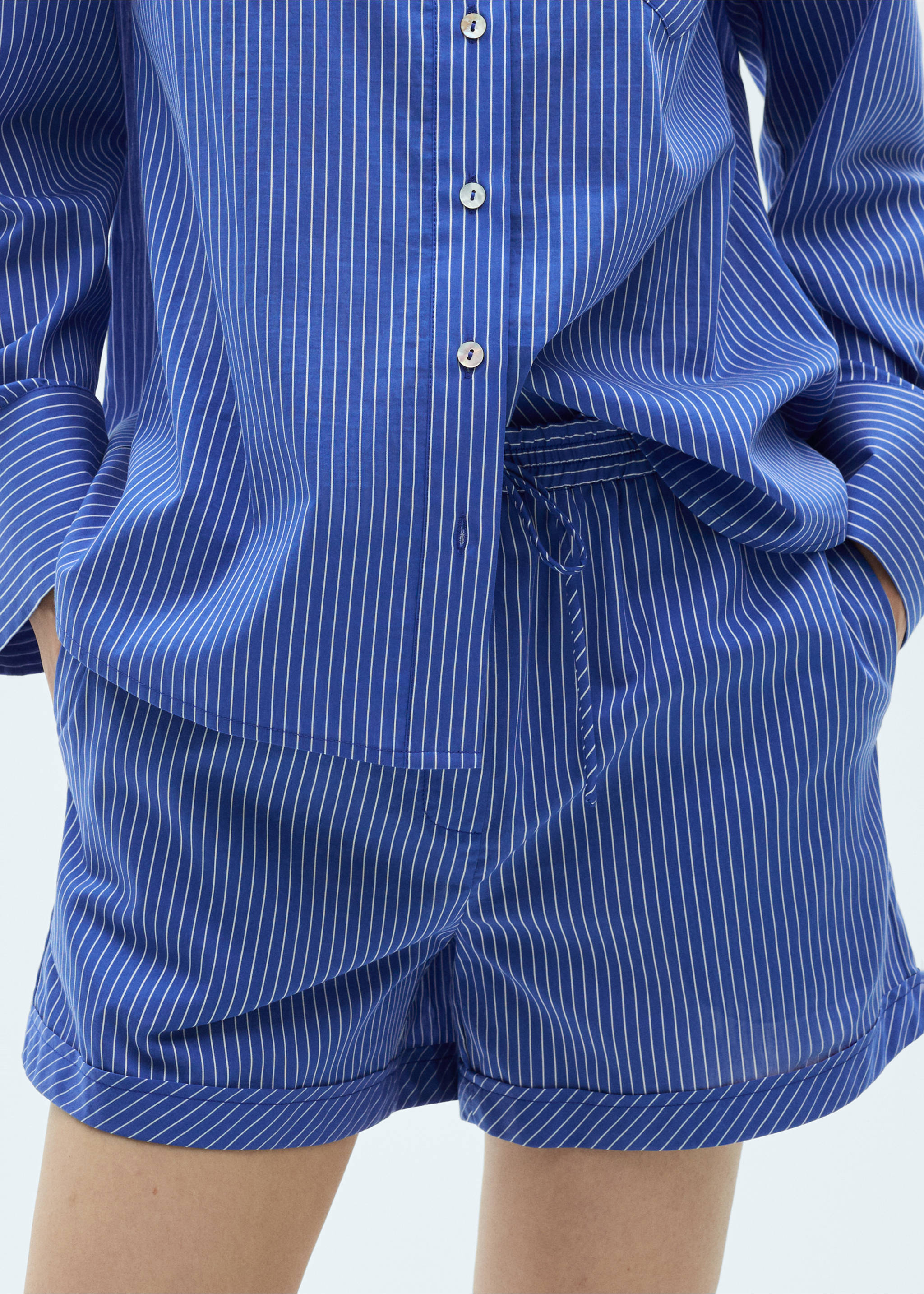 Calções com mescla de algodão às riscas - Plano médio, Azul. Ref: 87080577-00.