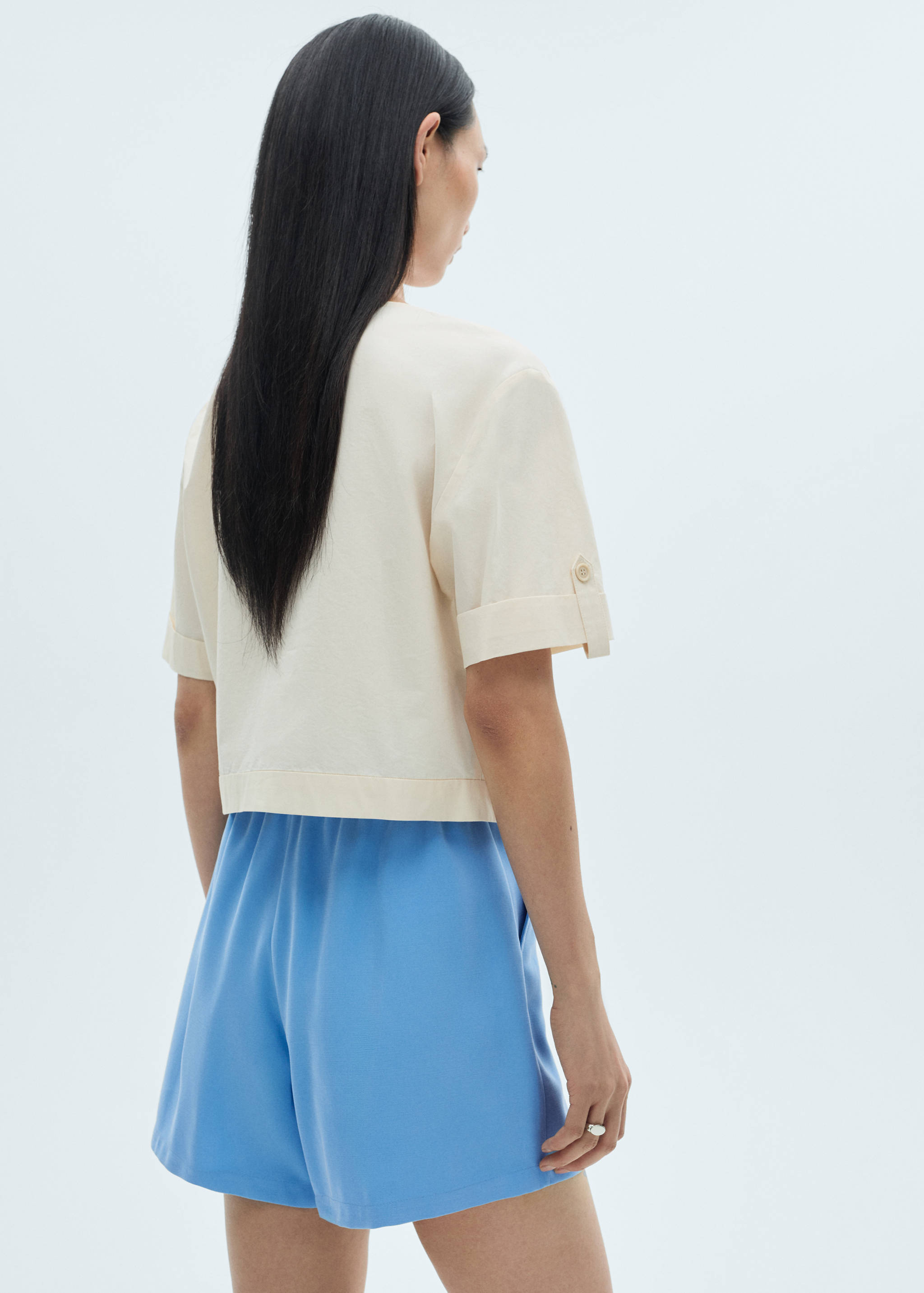 Elastic waist shorts - Reverse of the article