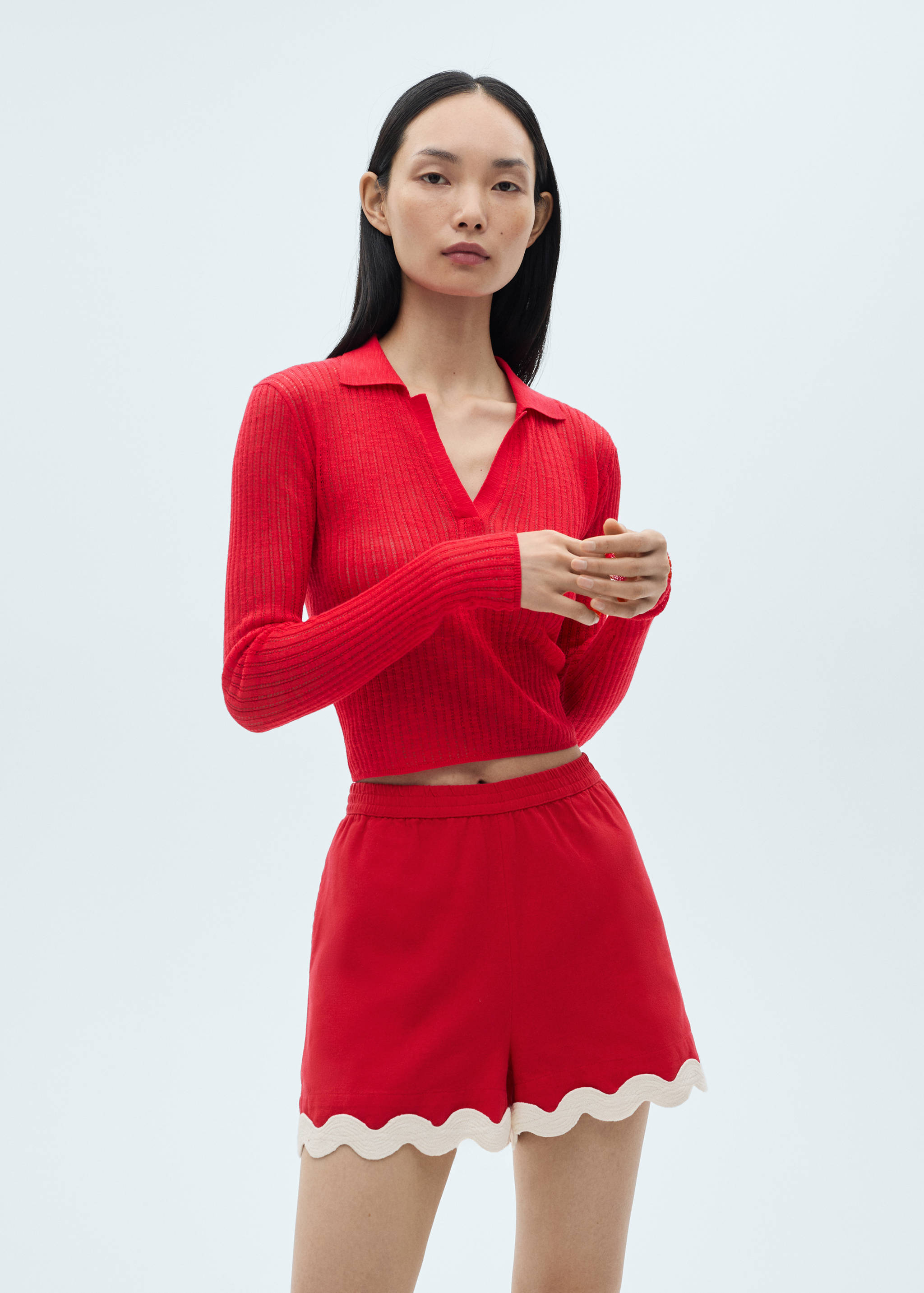 Cotton shorts with contrasting trim - Details of the article 1