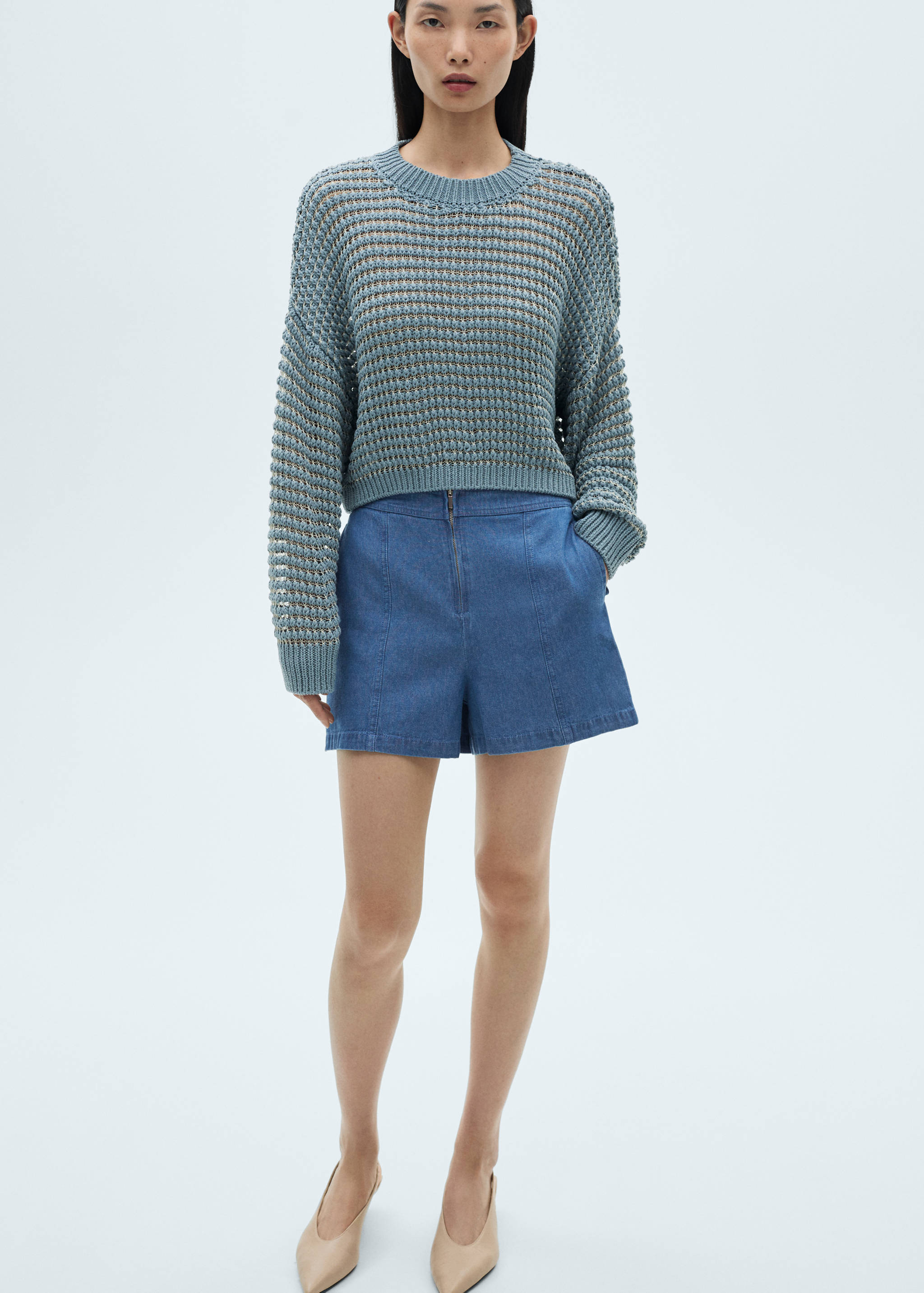 Denim shorts with zip - Details of the article 2