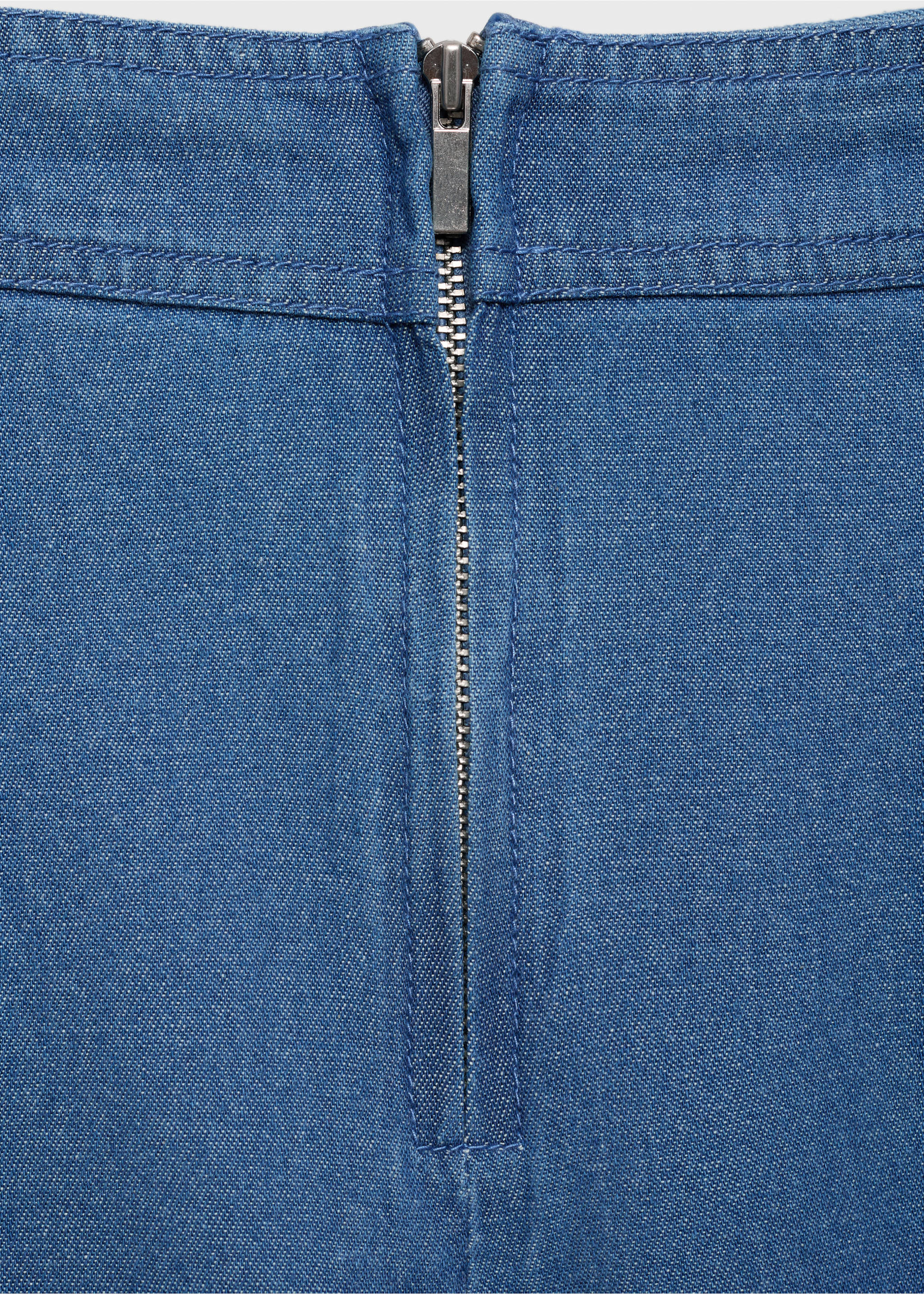 Denim shorts with zip - Details of the article 0, Medium Blue. Ref: 87080588-00.