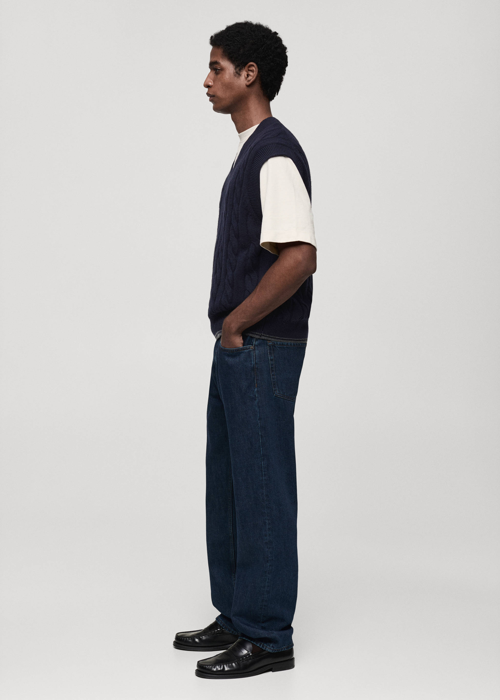 Pullunder aus Wollgemisch mit Zopfmuster - Detail des Artikels 2