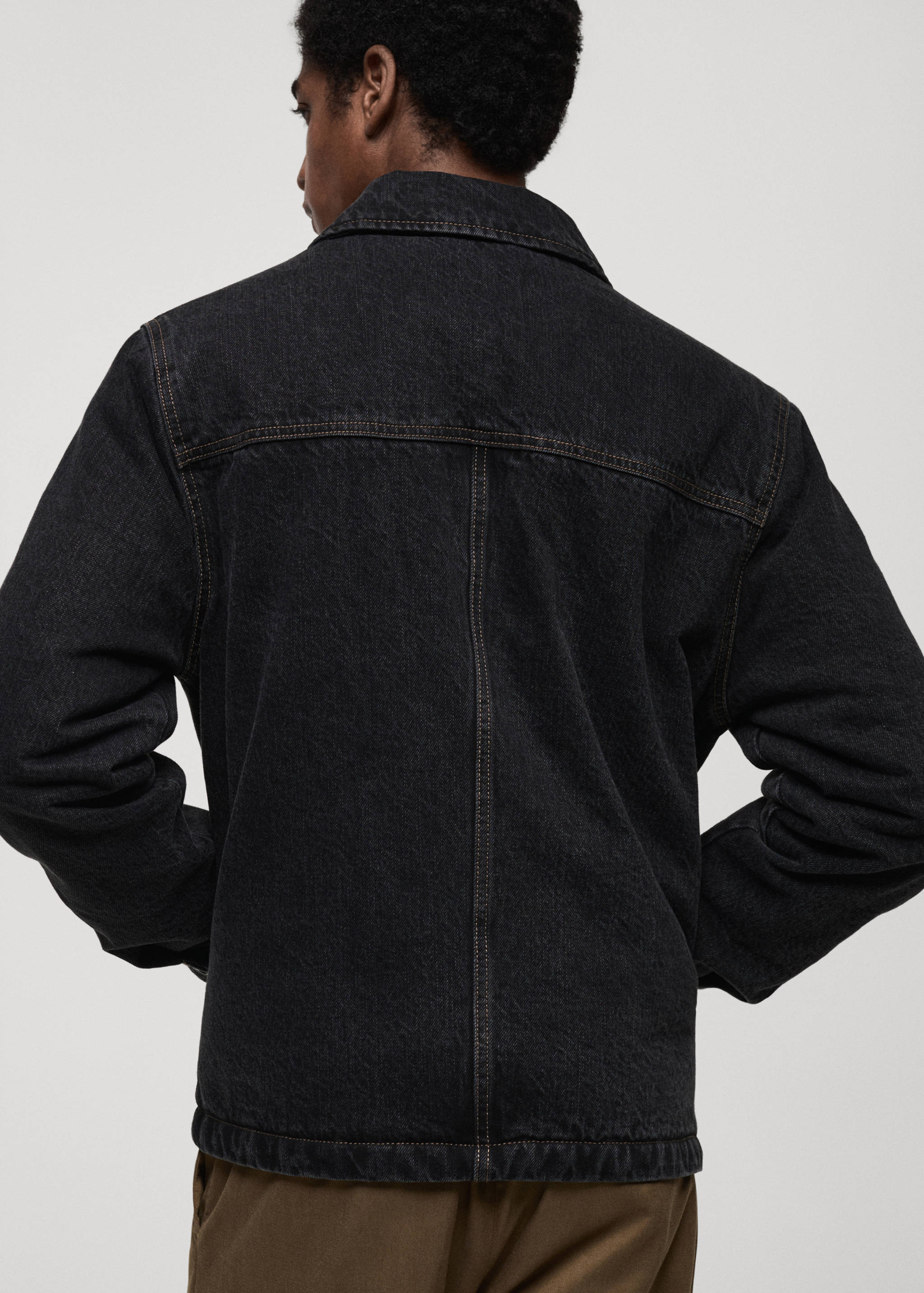 Blouson en jean délavé foncé - Verso de l’article