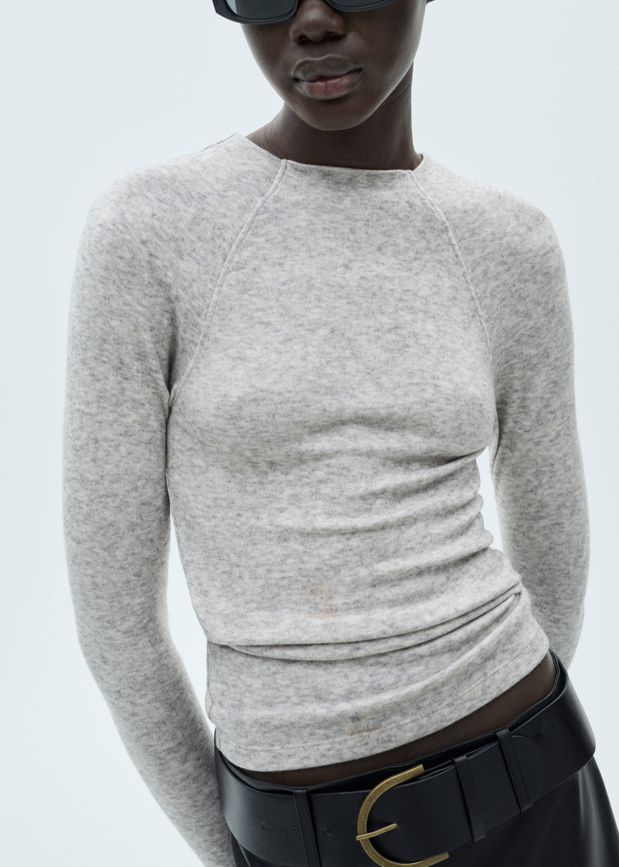 Decorative seam T-shirt - Details of the article 1
