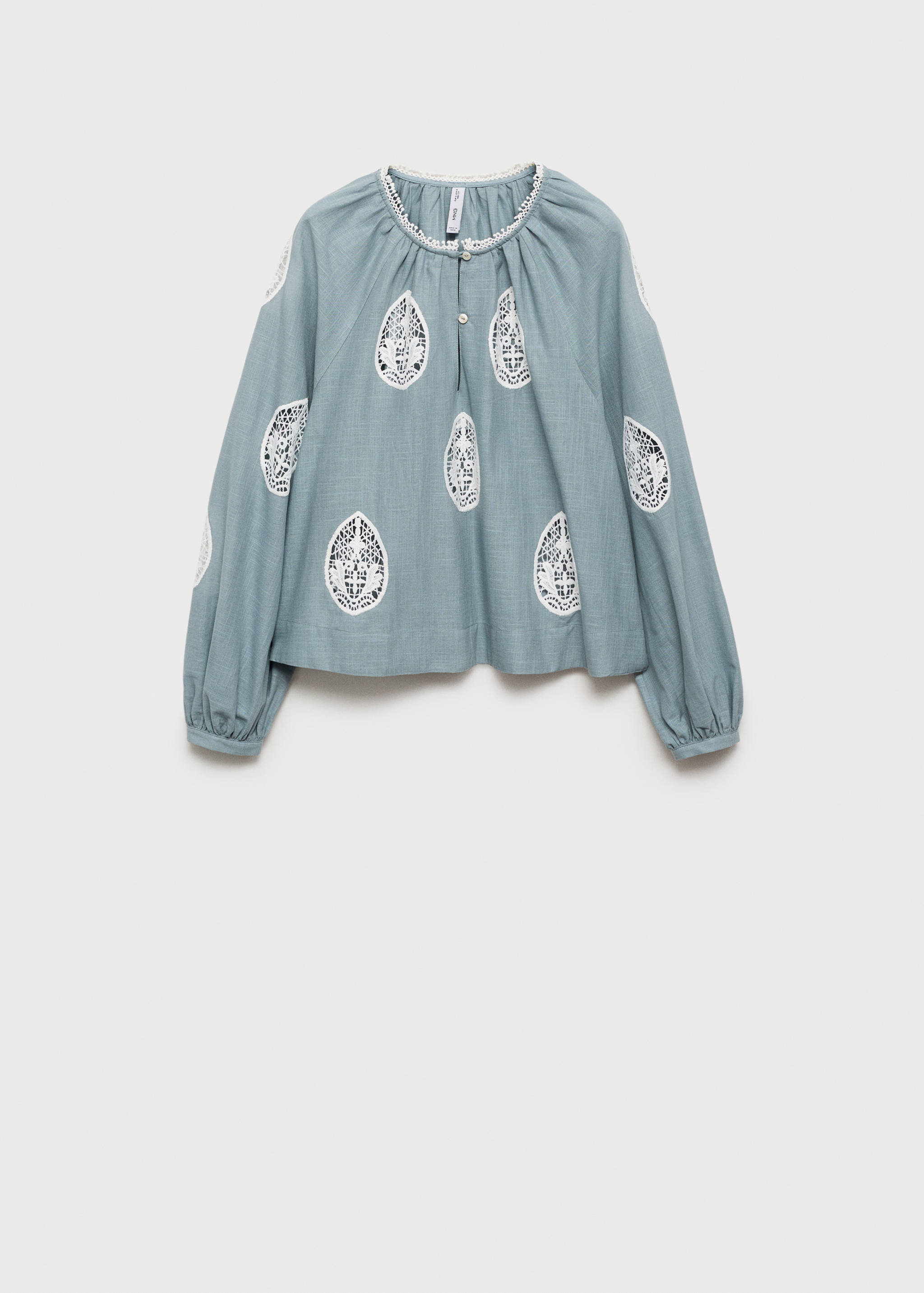 Blusa detalles bordados - Artículo sin modelo