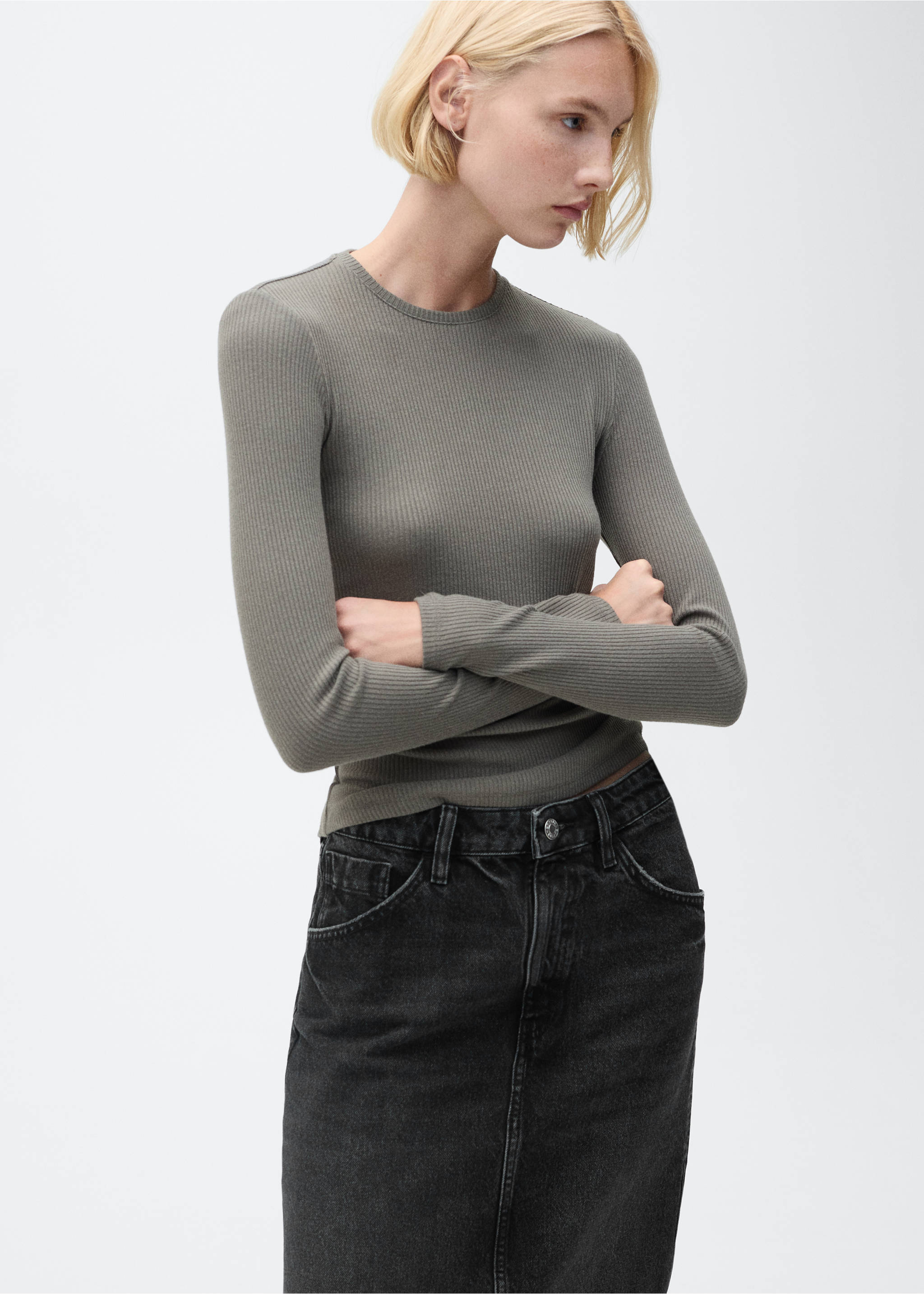 Jupe midi denim - Détail de l'article 1, Black denim. Ref: 87080636-00.