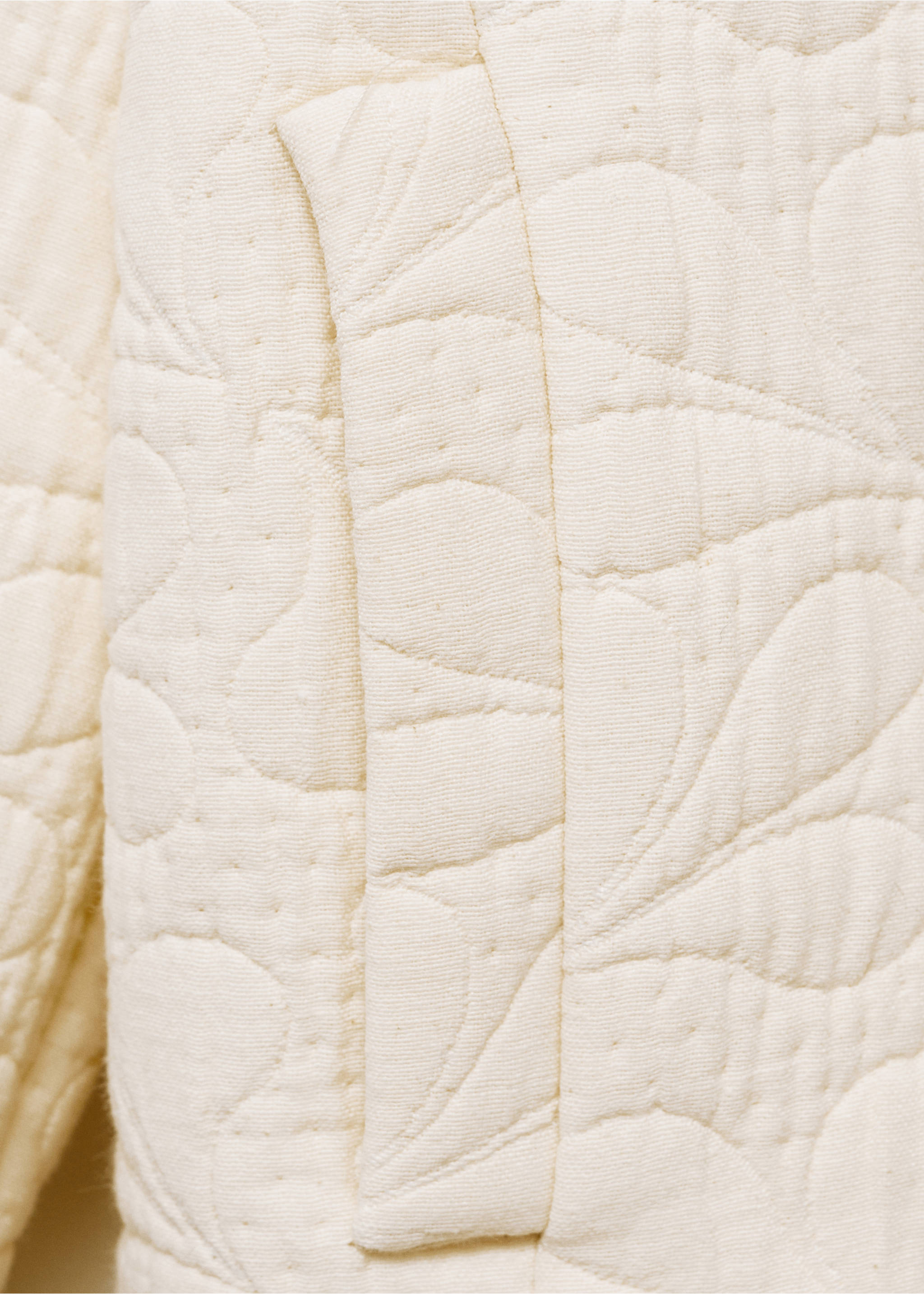 Texturierte Jacke mit Stickereien - Detail des Artikels 8, Ecru. Ref: 87080646-00.