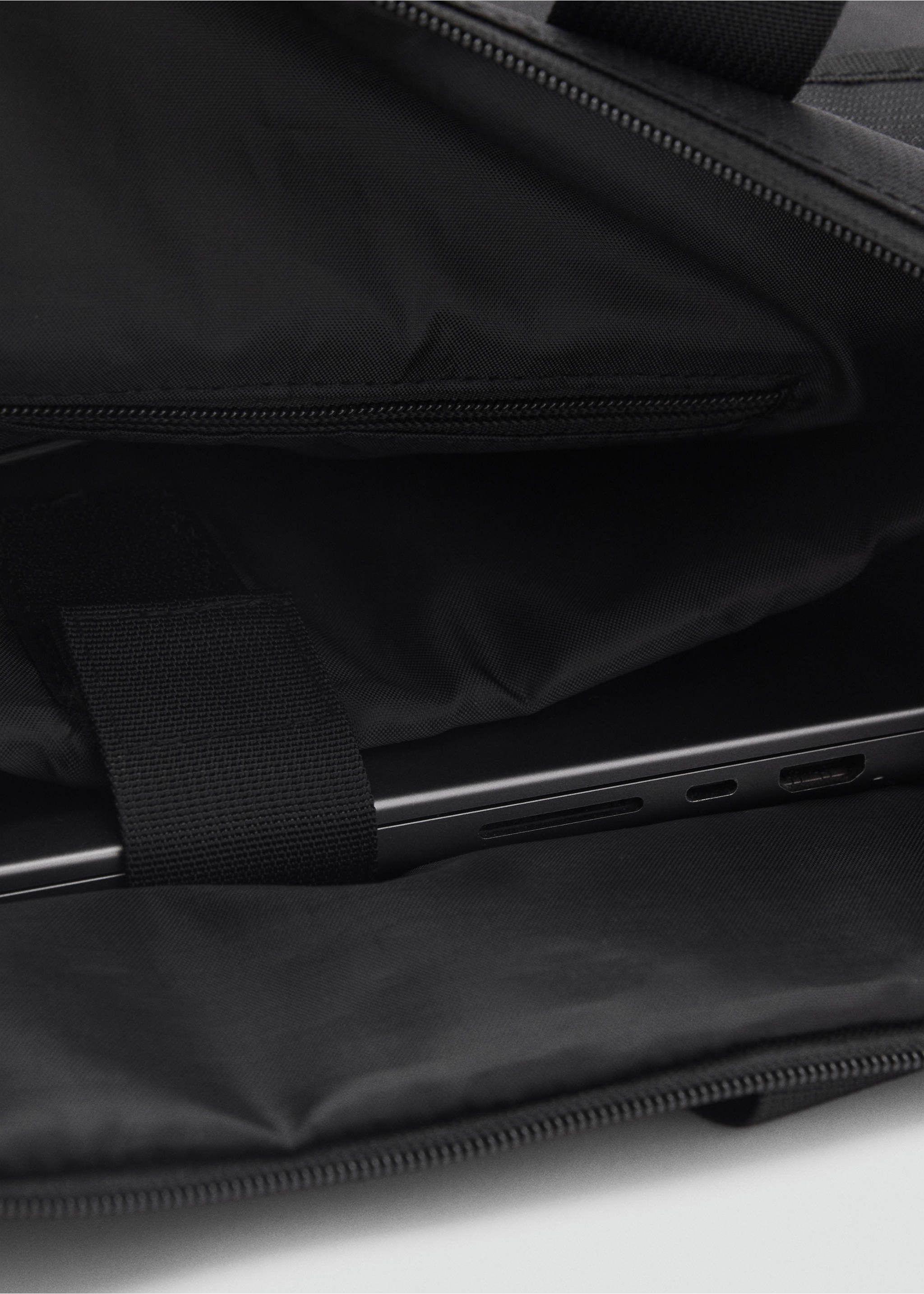 Multi-functional backpack with pockets - Details of the article 3, Black. Ref: 87080647-00.