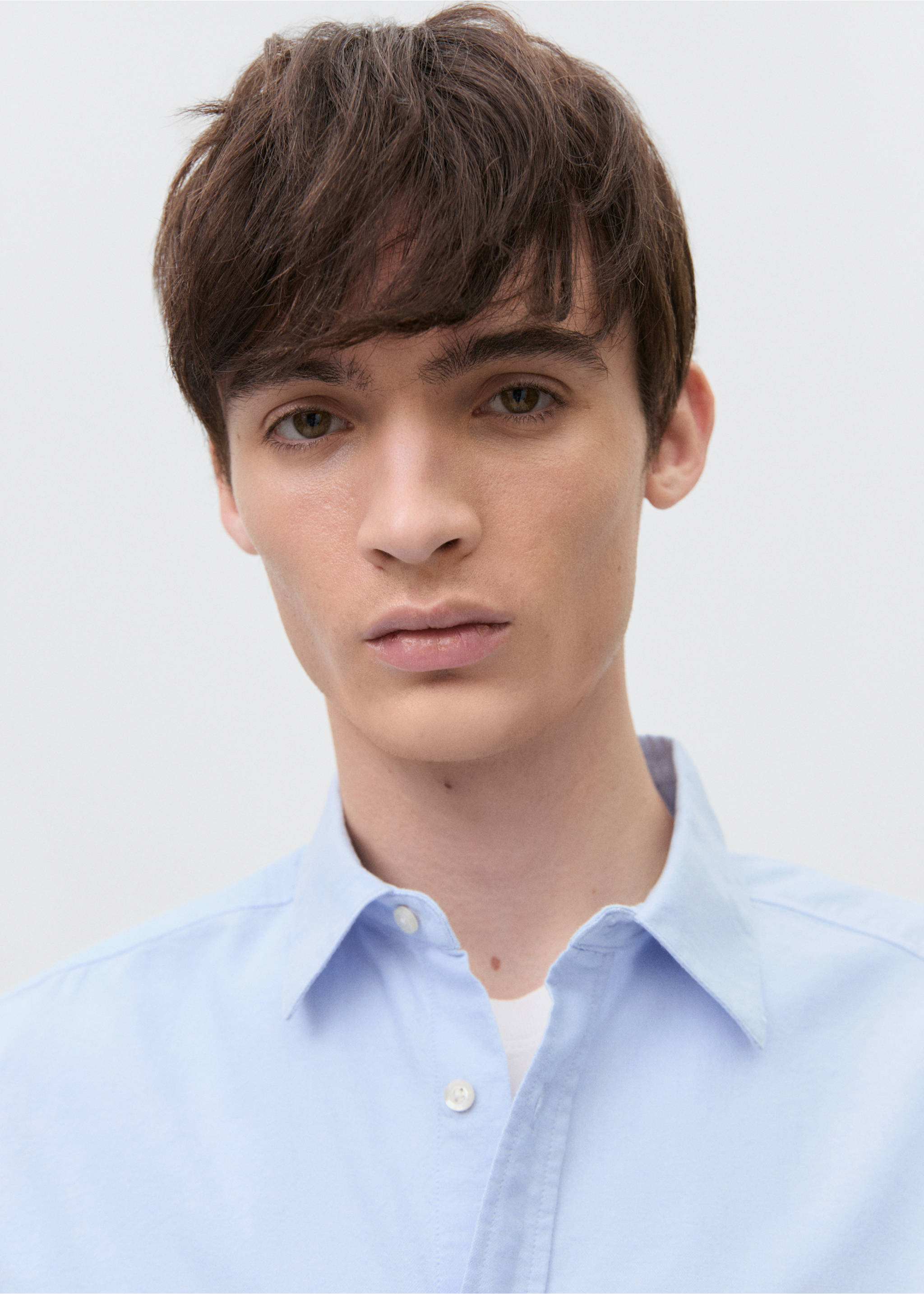 Oxford-Hemd - Detail des Artikels 1, Himmelblau. Ref: 87081053-00.