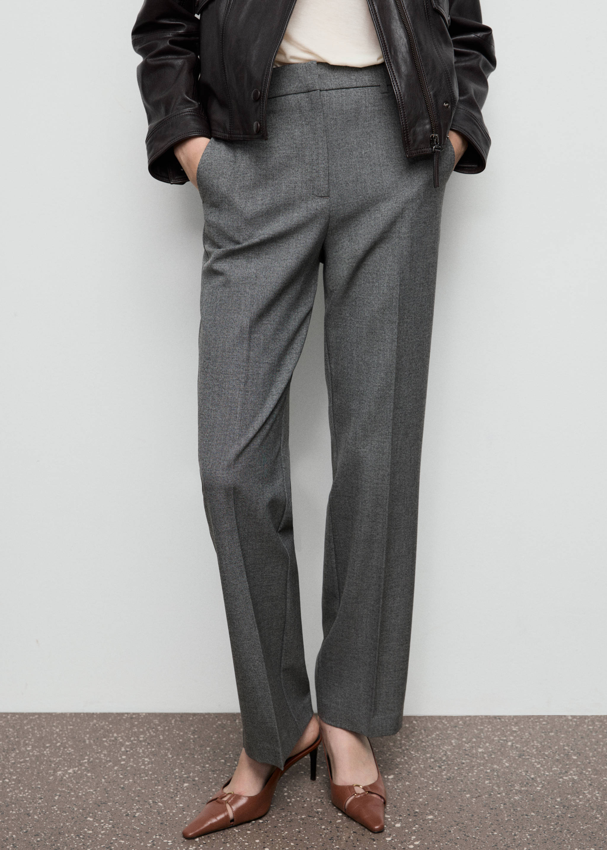 Straight mid-rise trousers - Medium plane