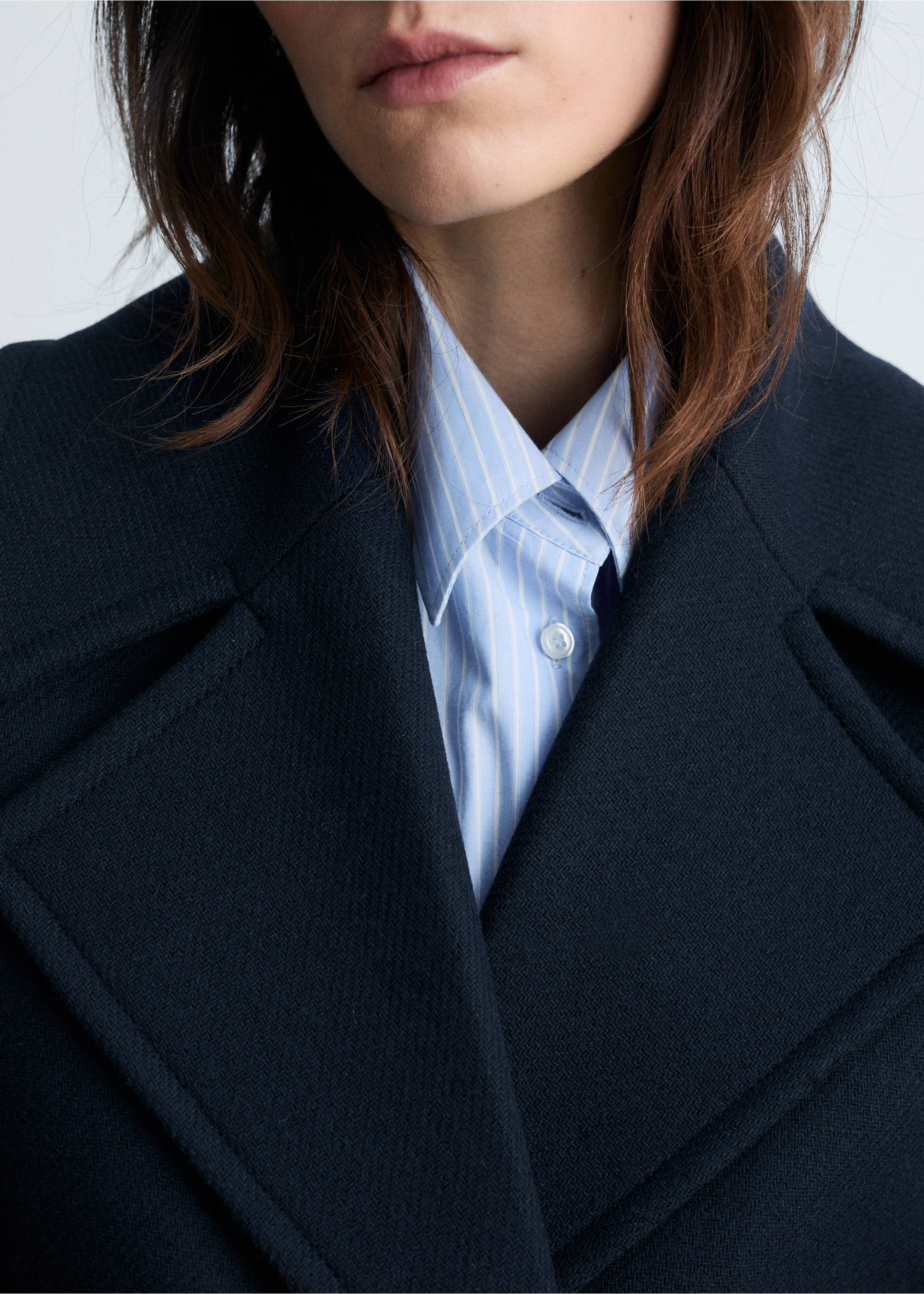 Wool-blend jacket with maxi lapels - Details of the article 3, Dark Navy. Ref: 87081521-00.