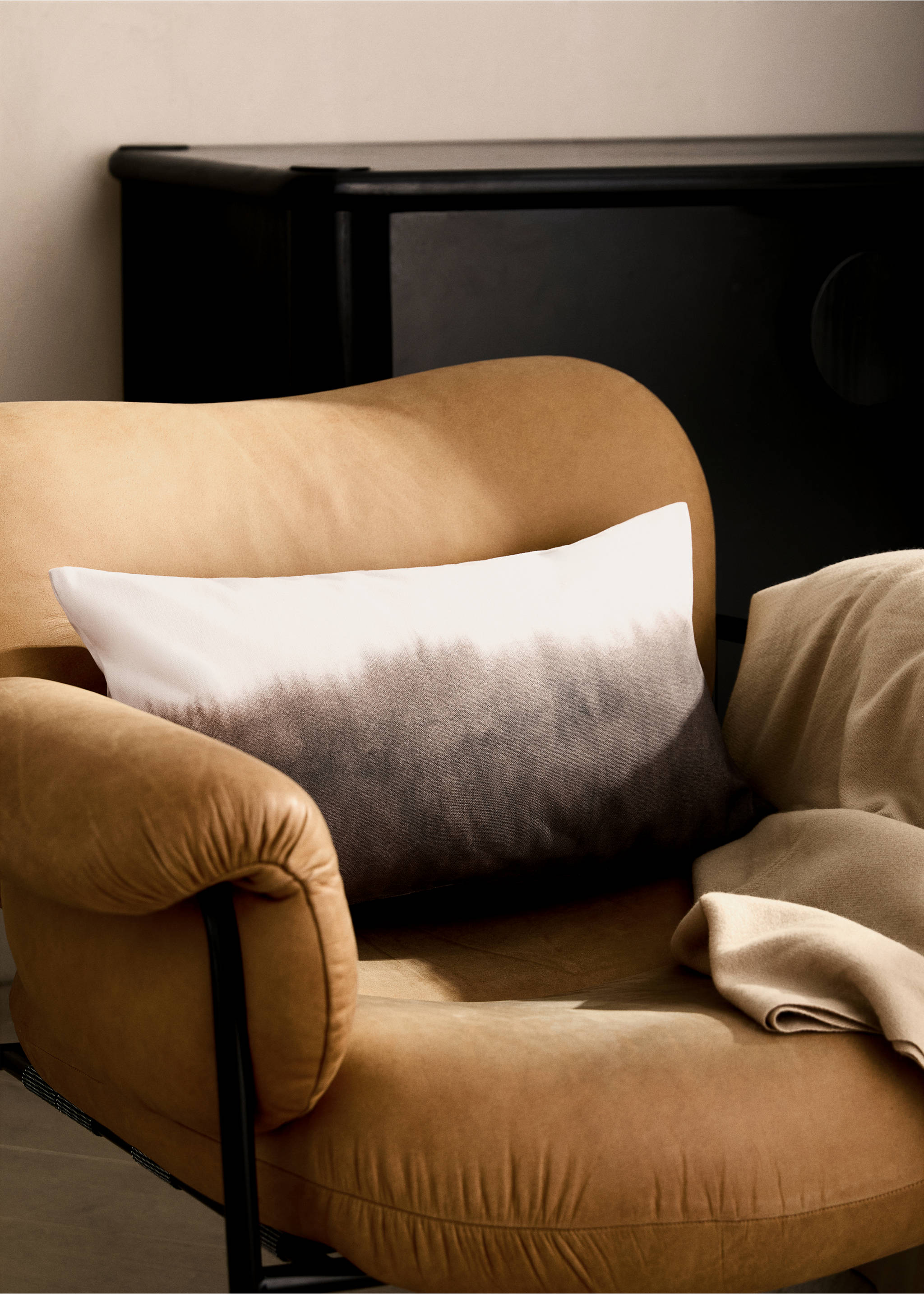 Cushion cover with gradient effect 30x50 cm - General plane, Brown. Ref: 87082025-00.