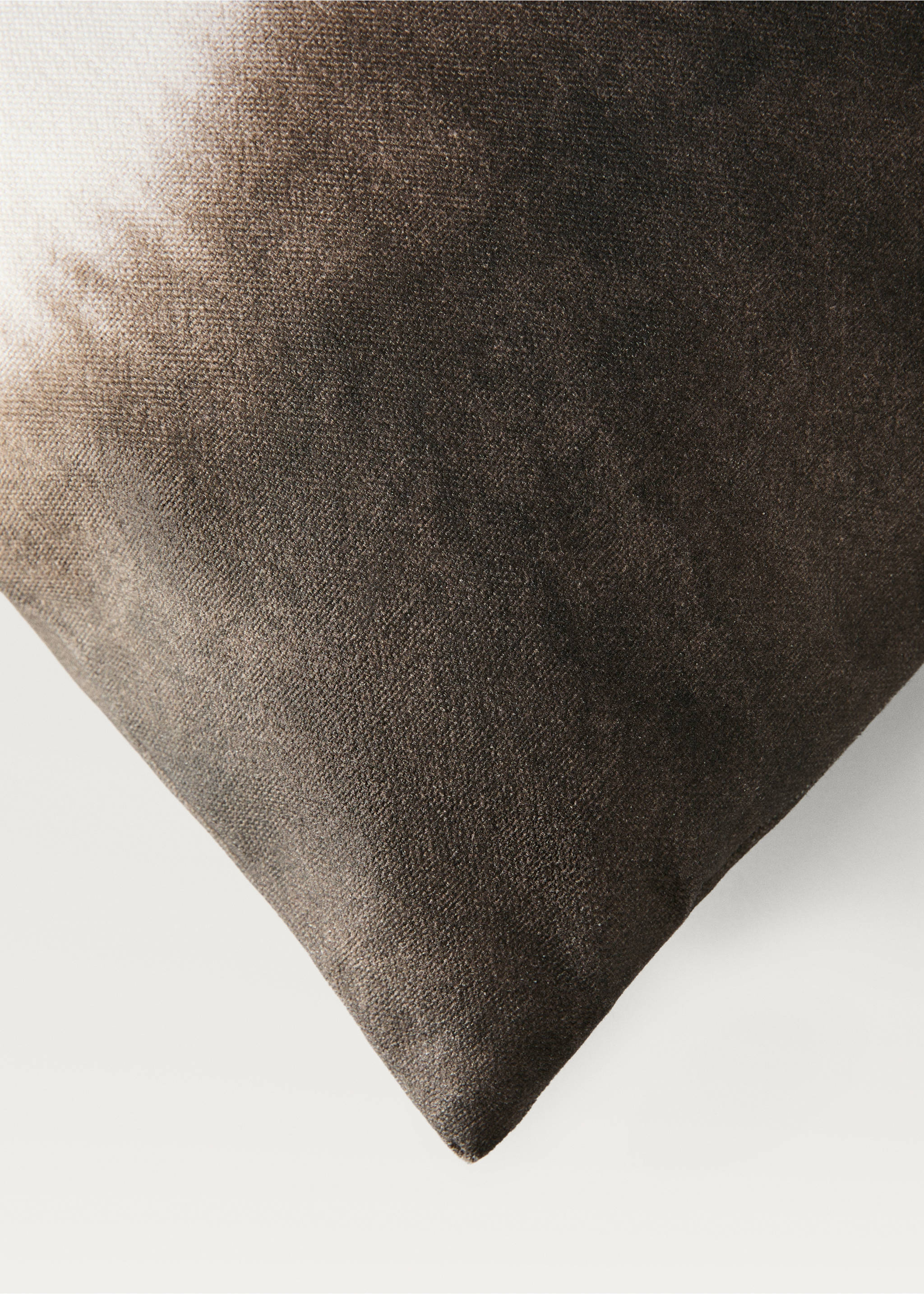 Cushion cover with gradient effect 30x50 cm - Details of the article 2, Brown. Ref: 87082025-00.