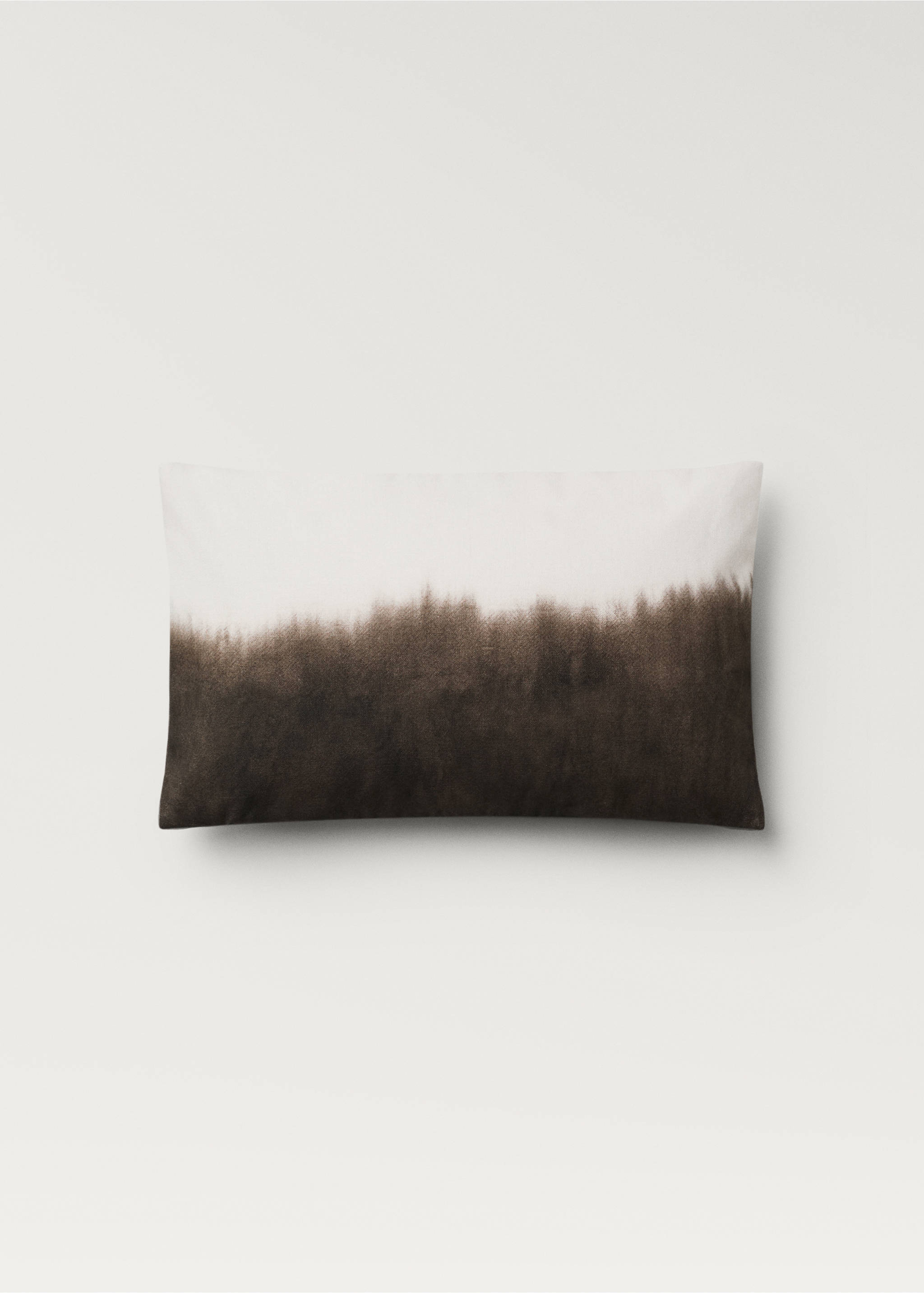 Cushion cover with gradient effect 30x50 cm - Article without model, Brown. Ref: 87082025-00.