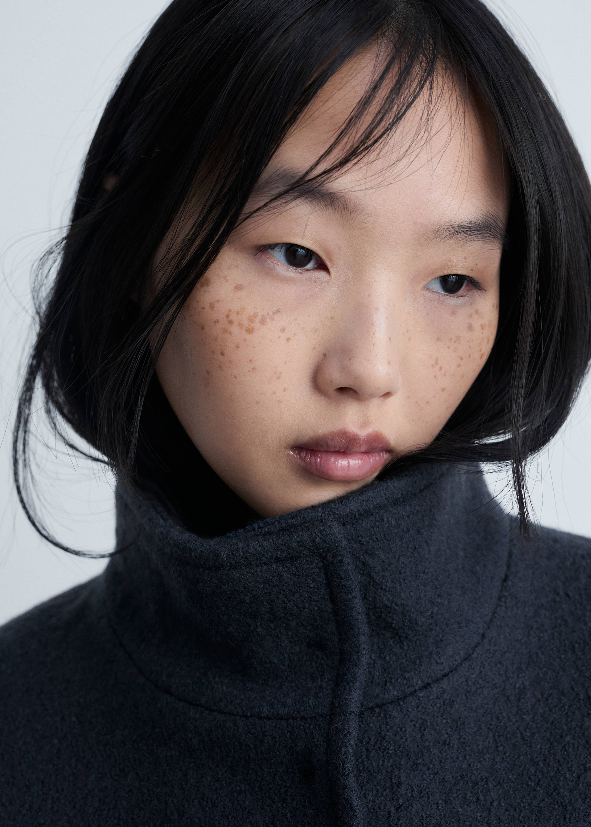 Turtleneck wool jacket - Details of the article 1