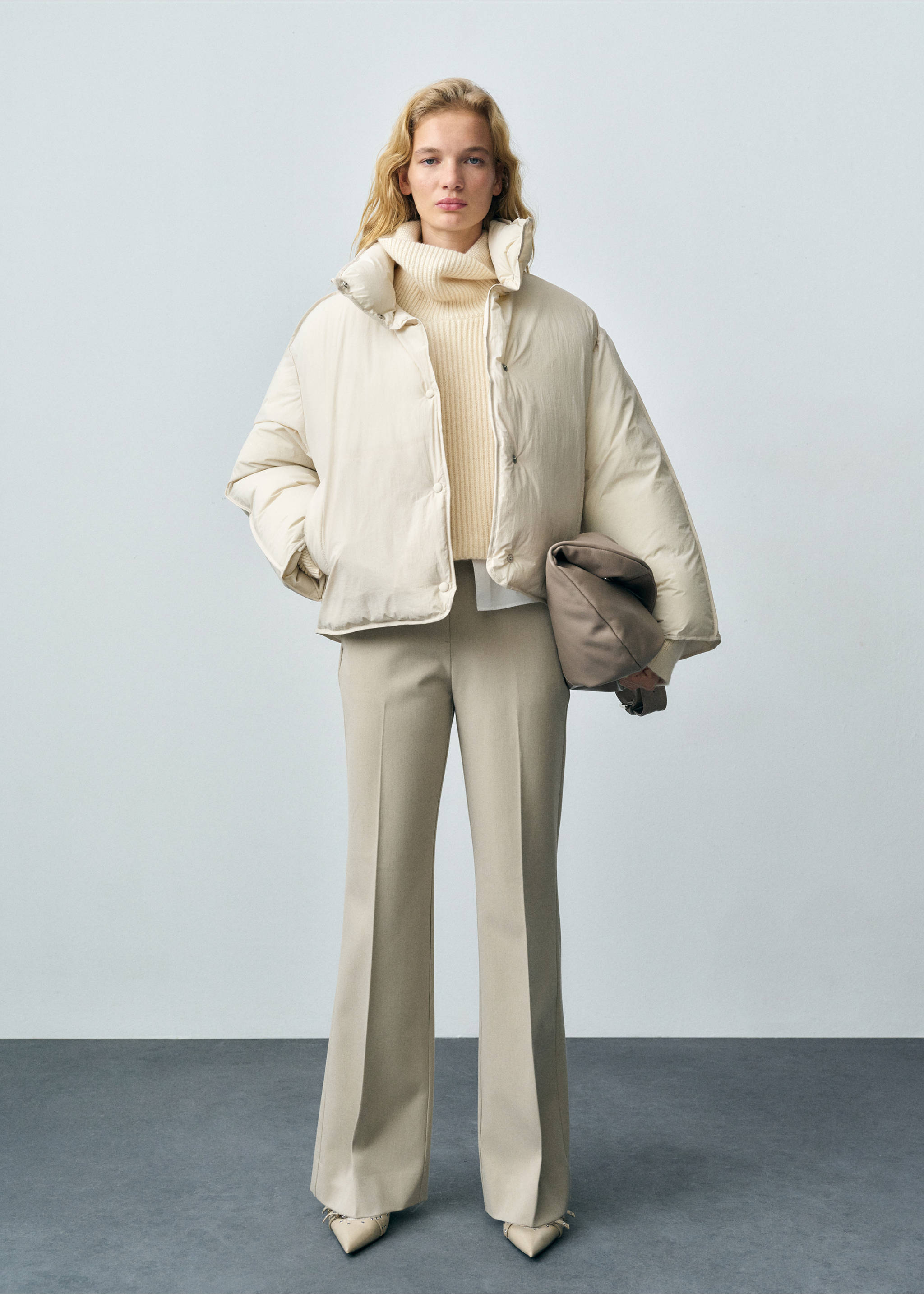 Anorak crop acolchado - Plano general, Crudo. Ref: 87082540-00.