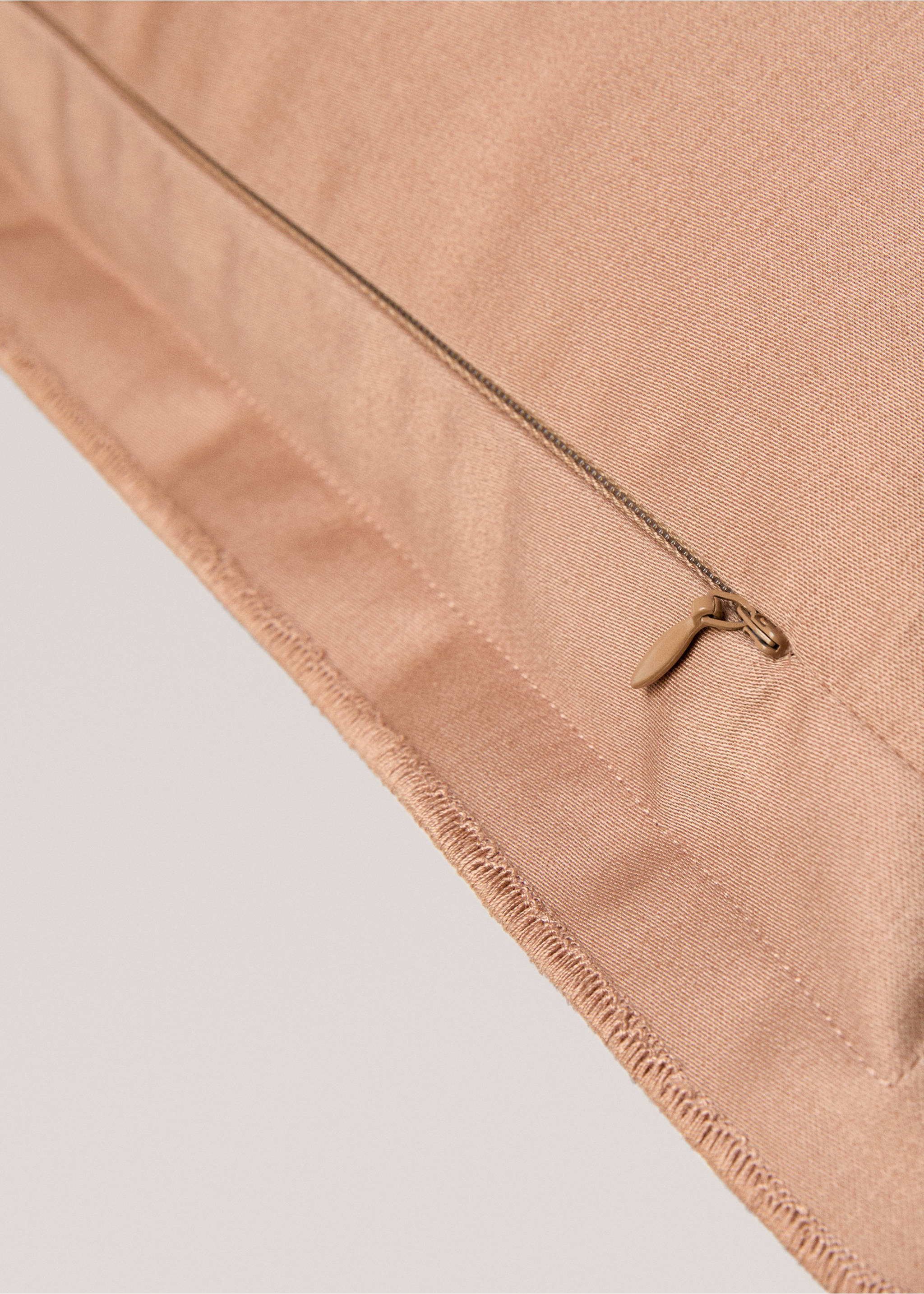 Kissenbezug aus Satin, 40 x 60 cm - Detail des Artikels 2, Rosa. Ref: 87082892-00.