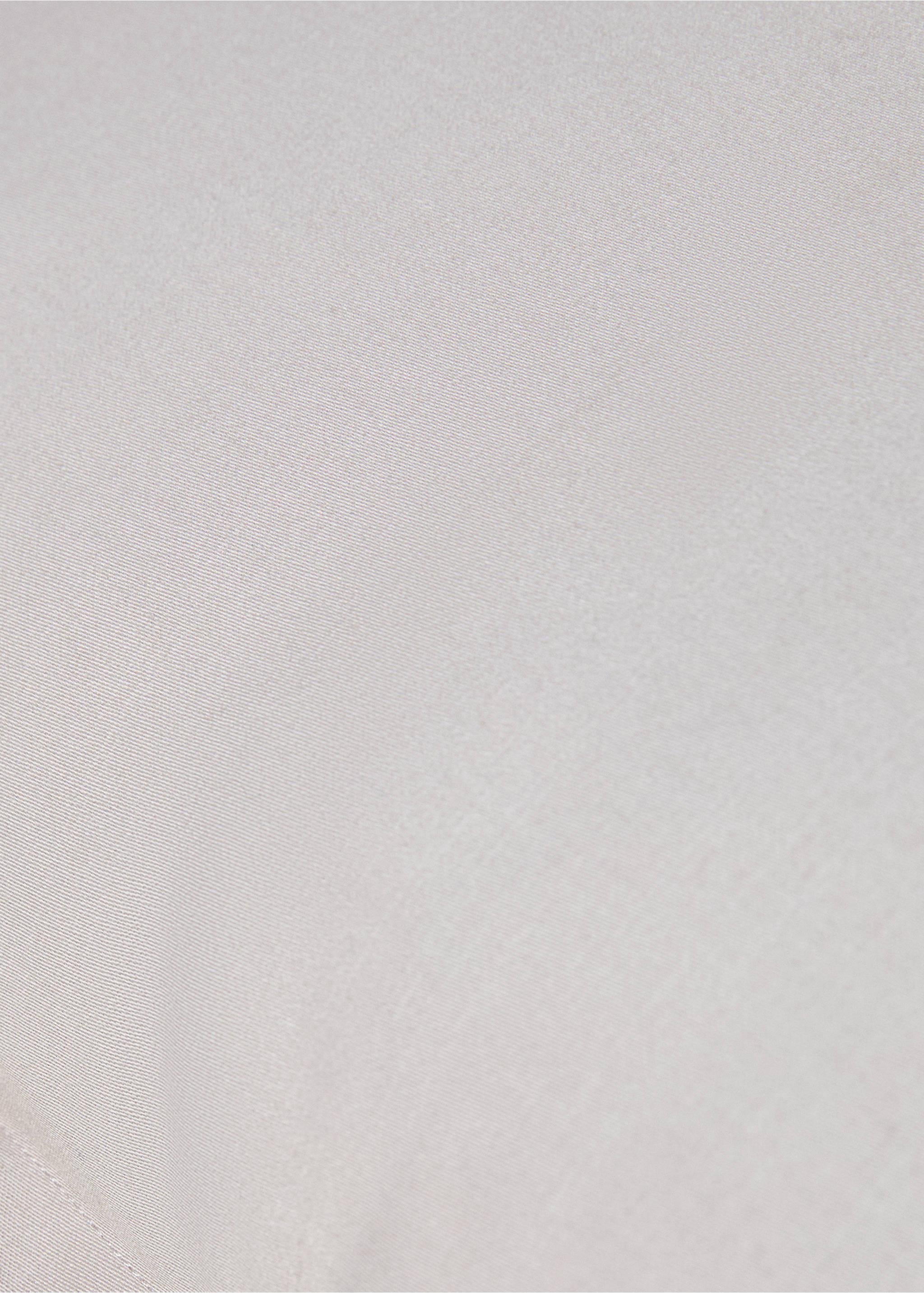 Satin cushion cover 40x60 cm - Details of the article 4, Light/Pastel Grey. Ref: 87082892-00.