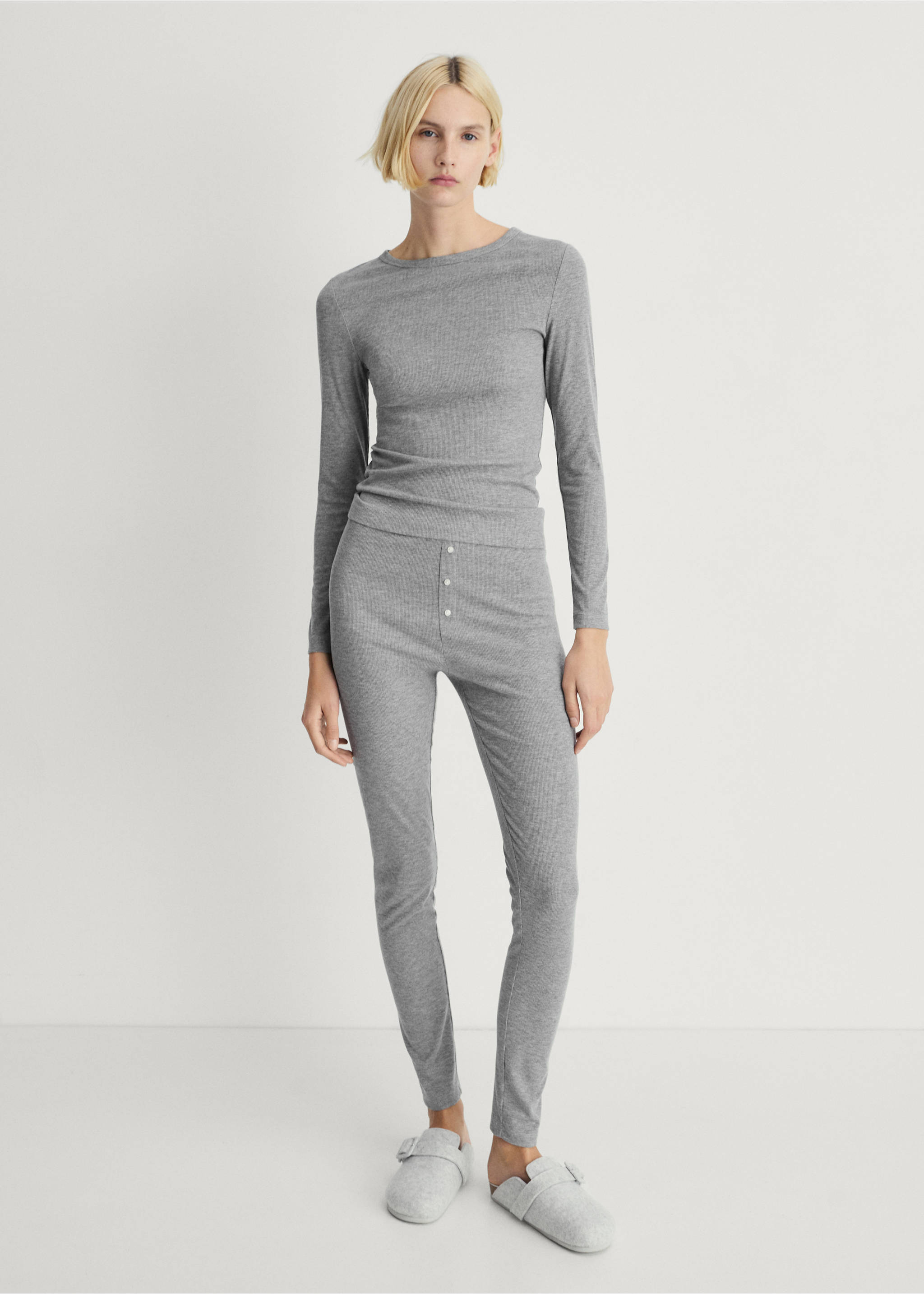 Long rib-knit pants - General plane, Grey. Ref: 87082893-00.