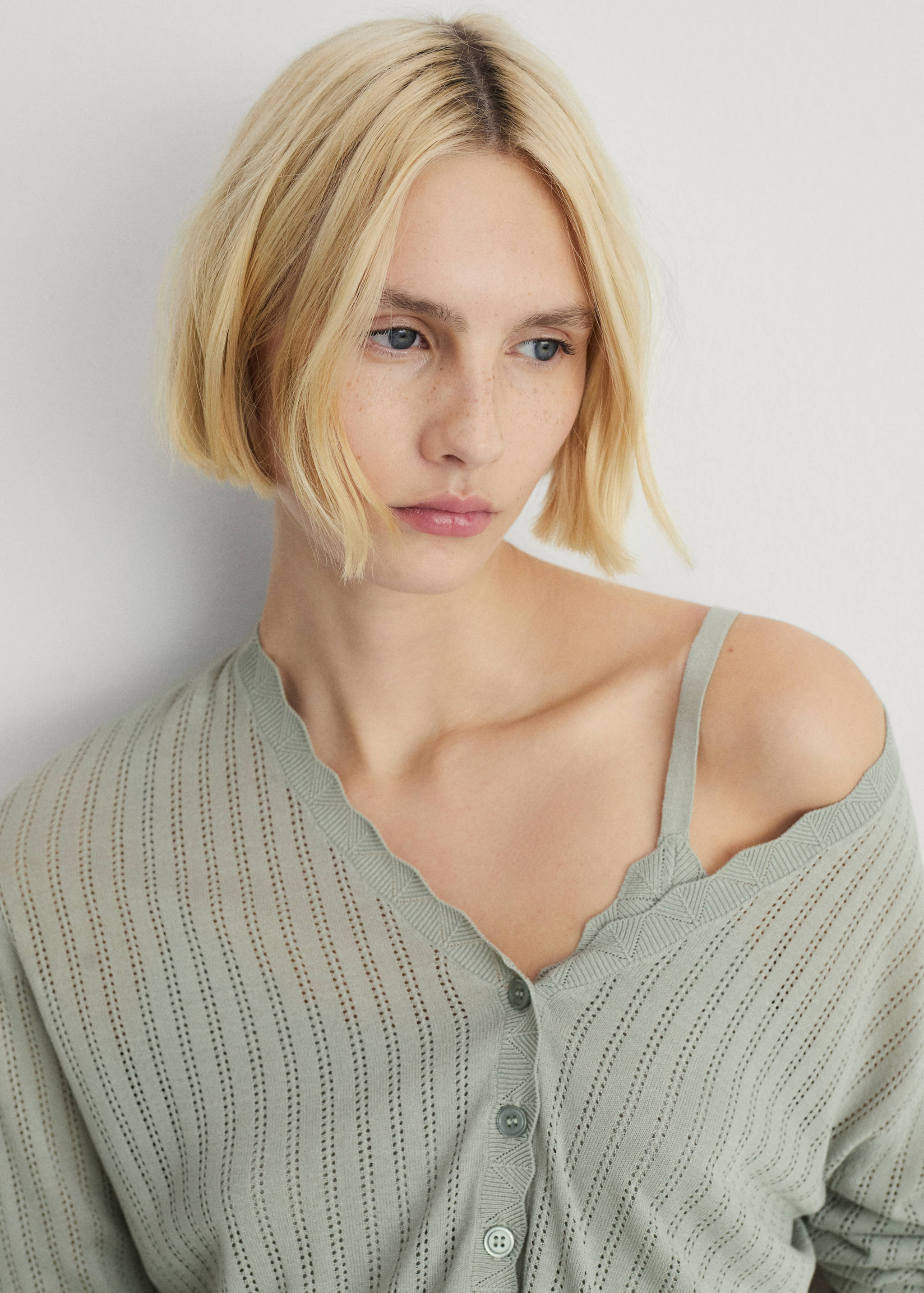 Pyjama cardigan with openwork detail - Details of the article 1