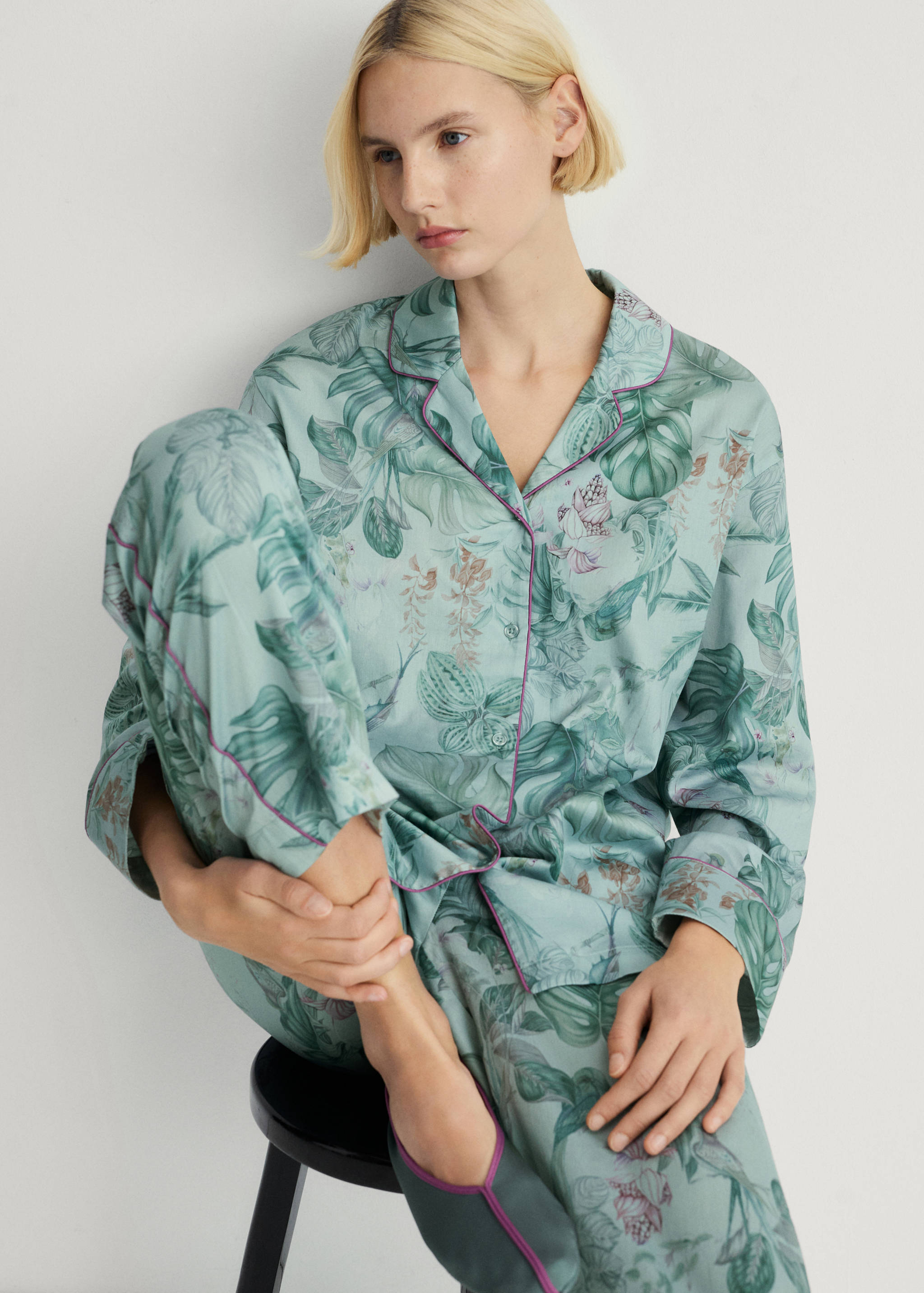 Tropical-print pyjama shirt - Details of the article 2