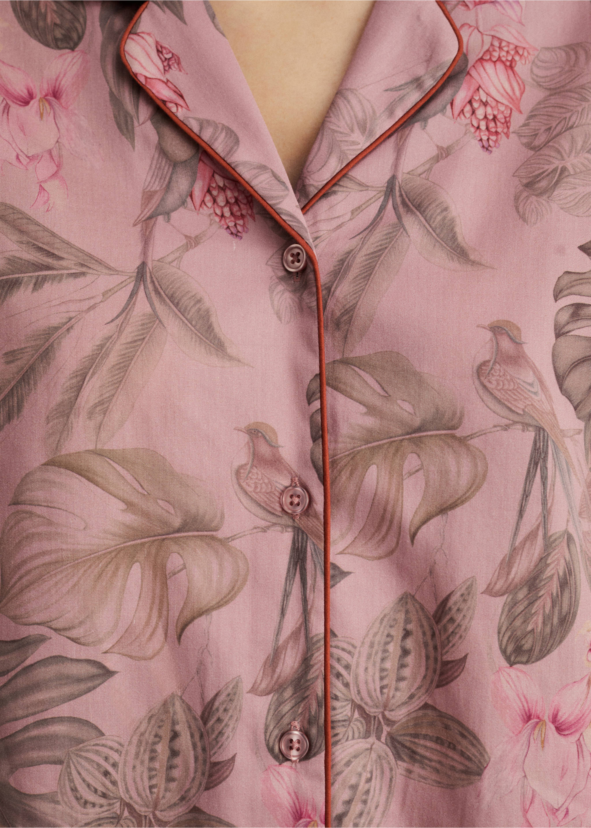 Tropical-print pyjama shirt - Details of the article 3, Medium Pink. Ref: 87082917-00.