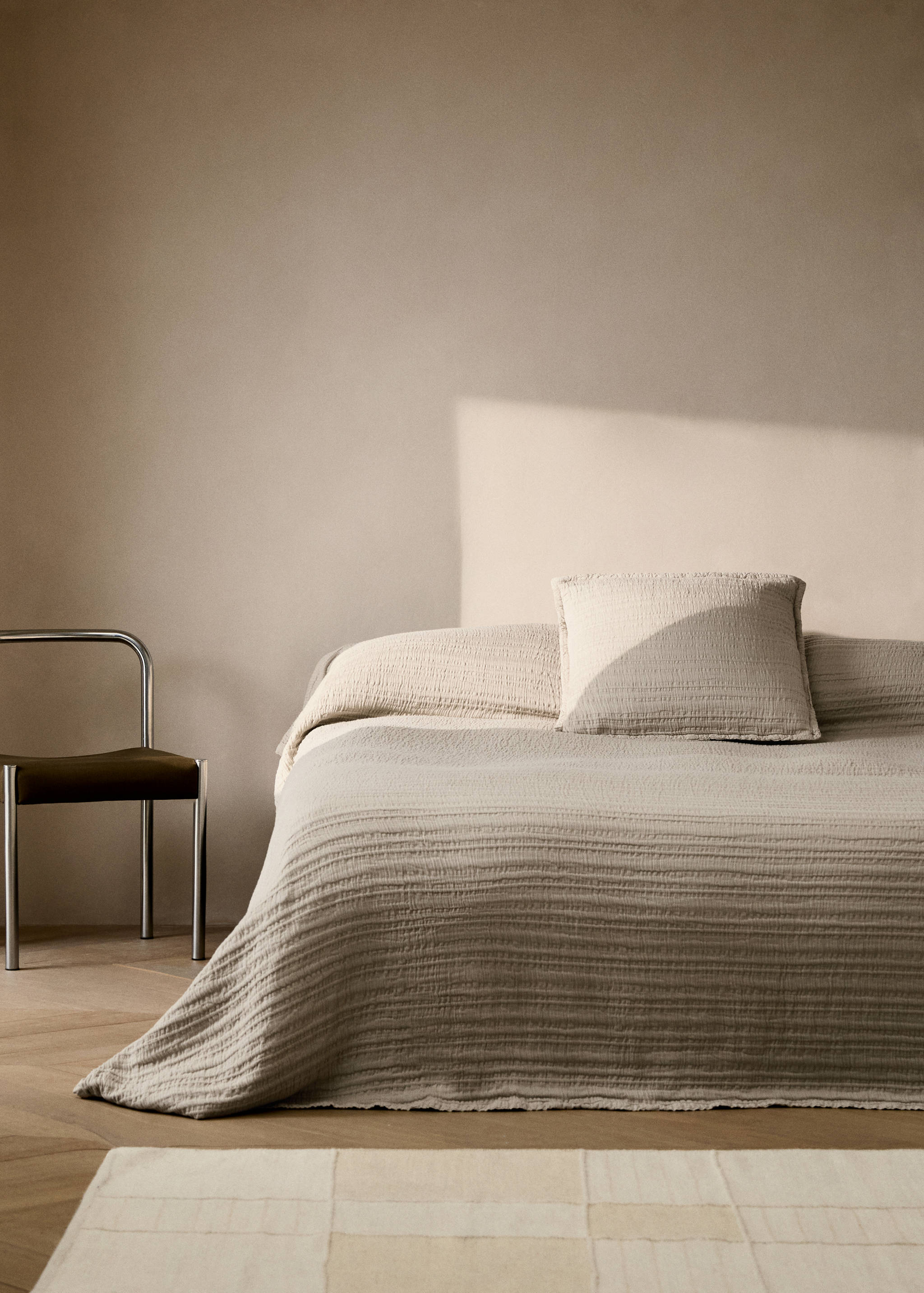 Cotton jacquard bedspread with stripes for 90/105 cm bed - General plane