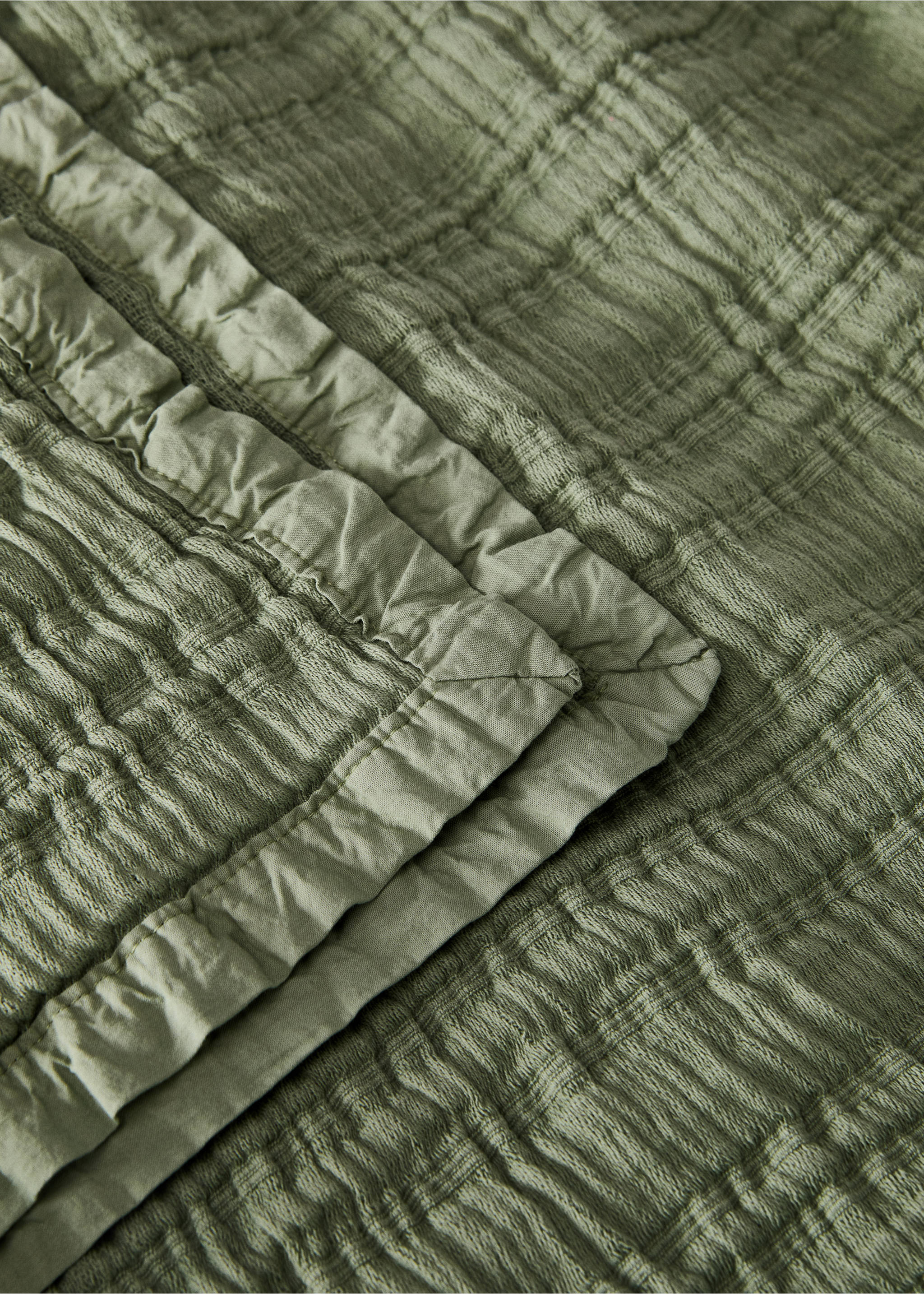 Cotton jacquard bedspread with stripes for 90/105 cm bed - Details of the article 2, Forest Green. Ref: 87082919-00.