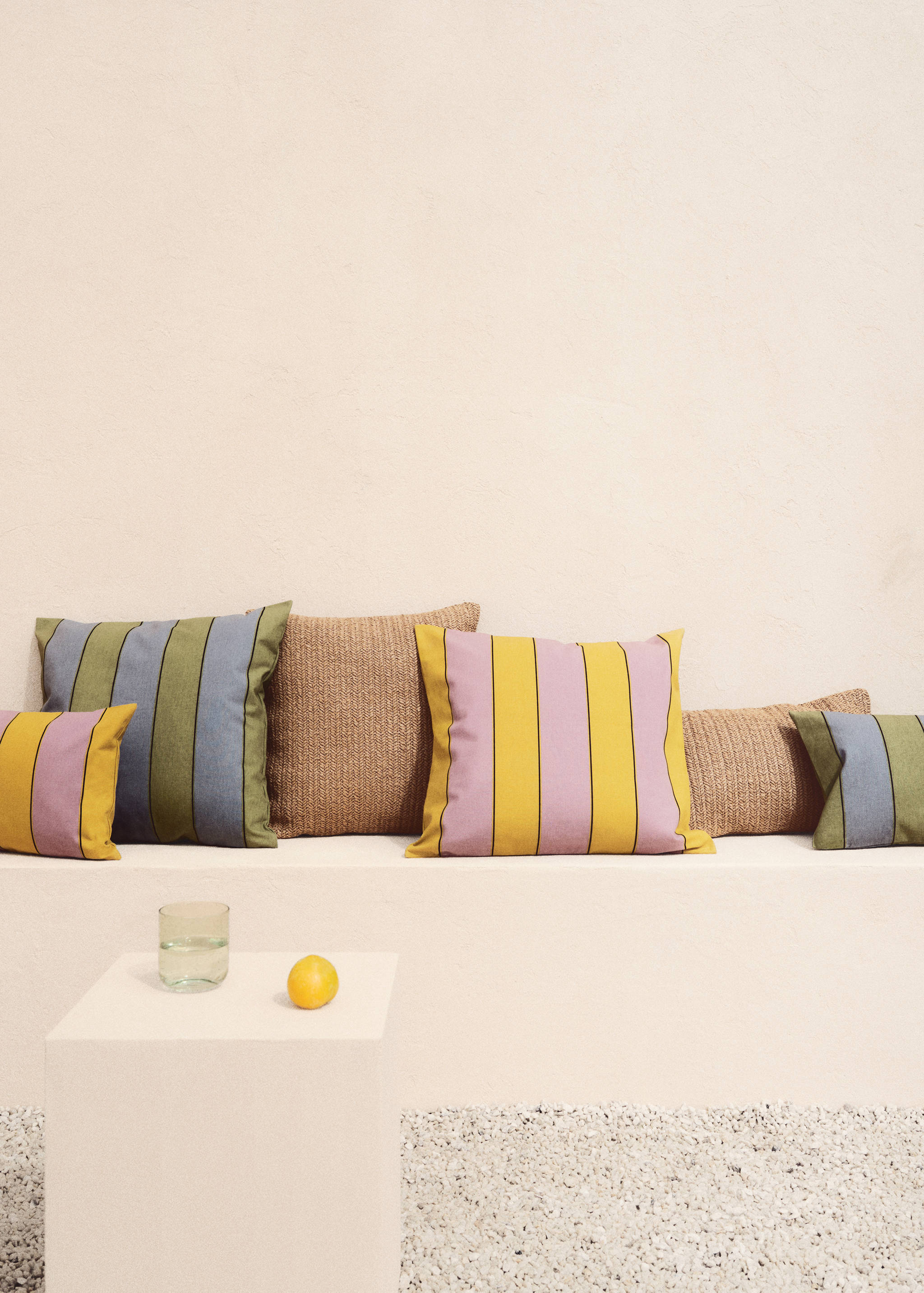 Braided-design cushion cover 45x45 cm - Details of the article 6