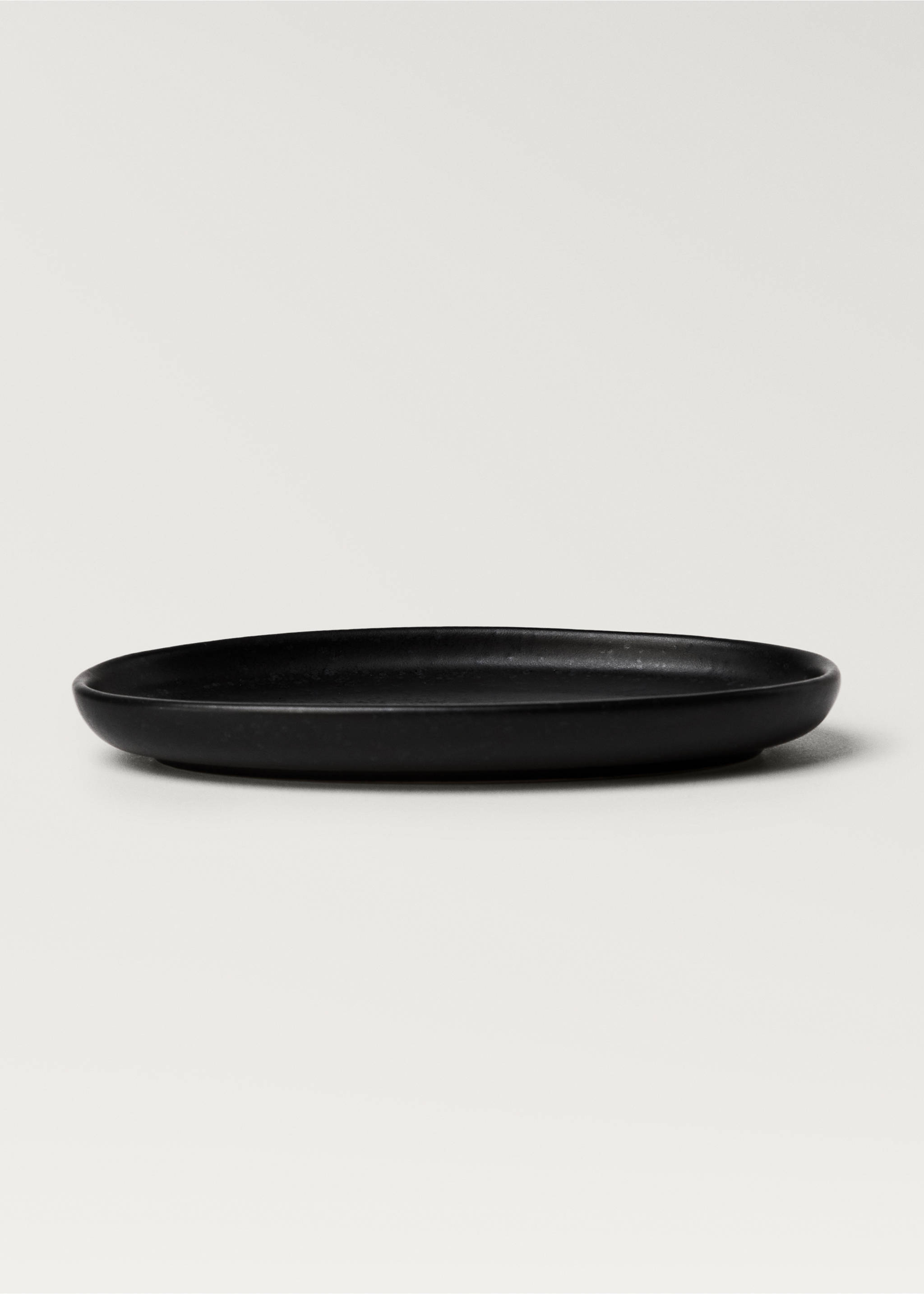 Seifenschale aus mattem Steingut - Detail des Artikels 1, Schwarz. Ref: 87082936-00.