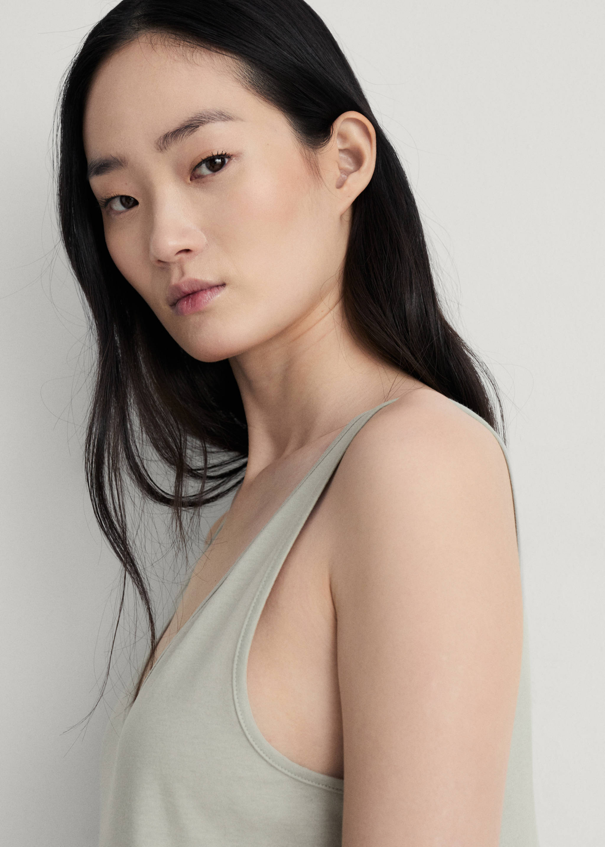 Klänning i bomull med mjuk finish - Bild av mittparti