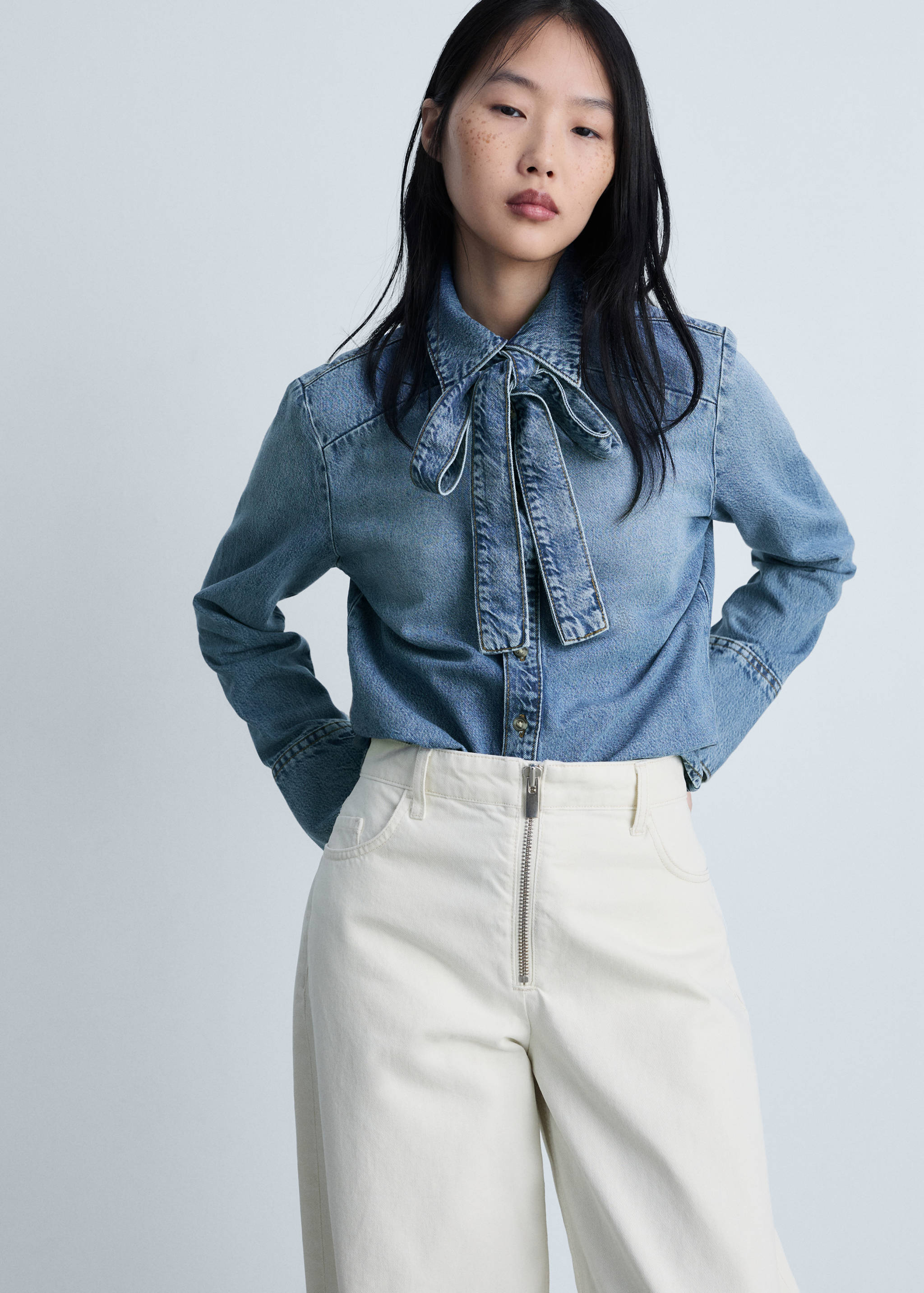 Denim shirt with bow - Medium plane