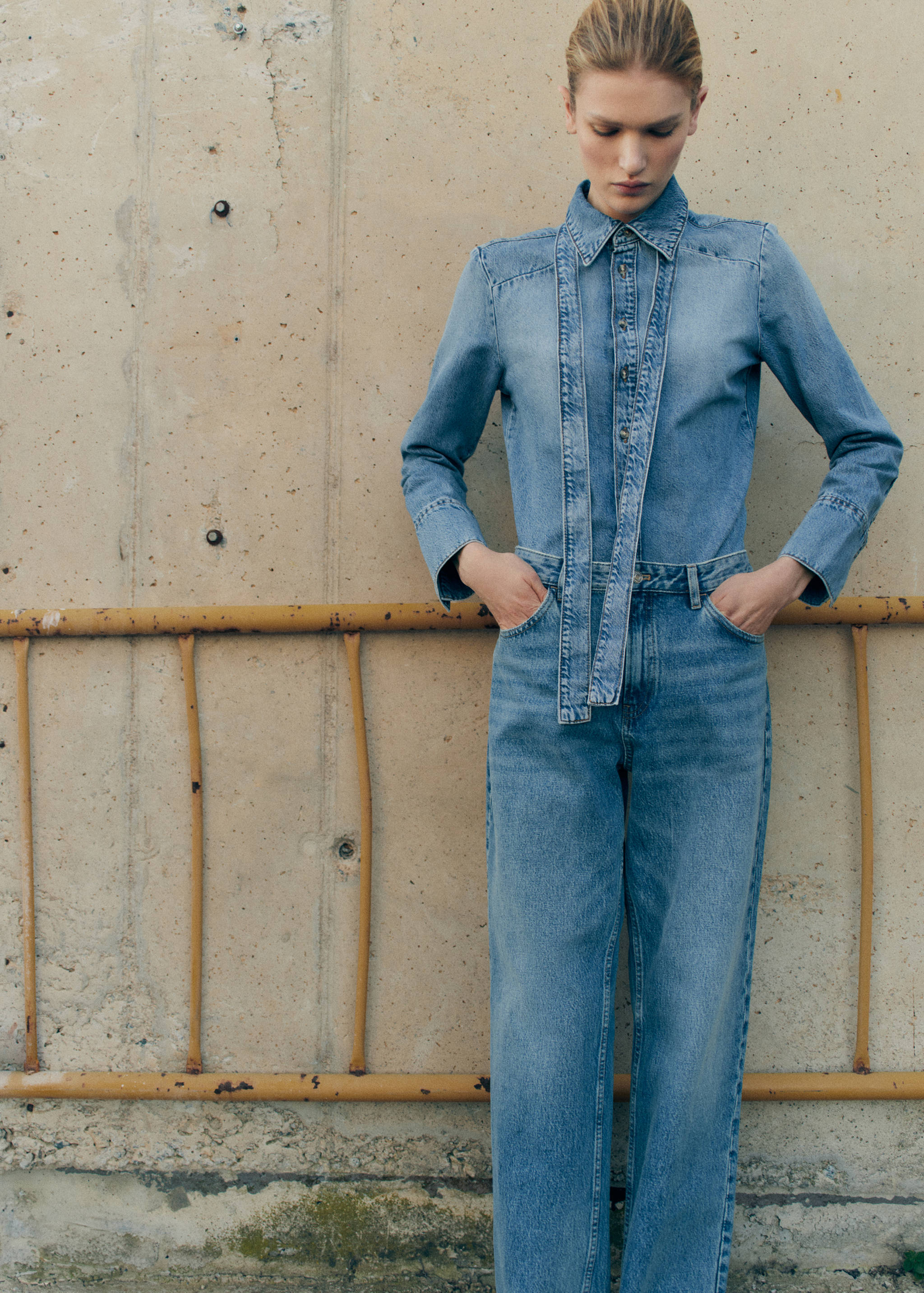Denim shirt with bow - Details of the article 6