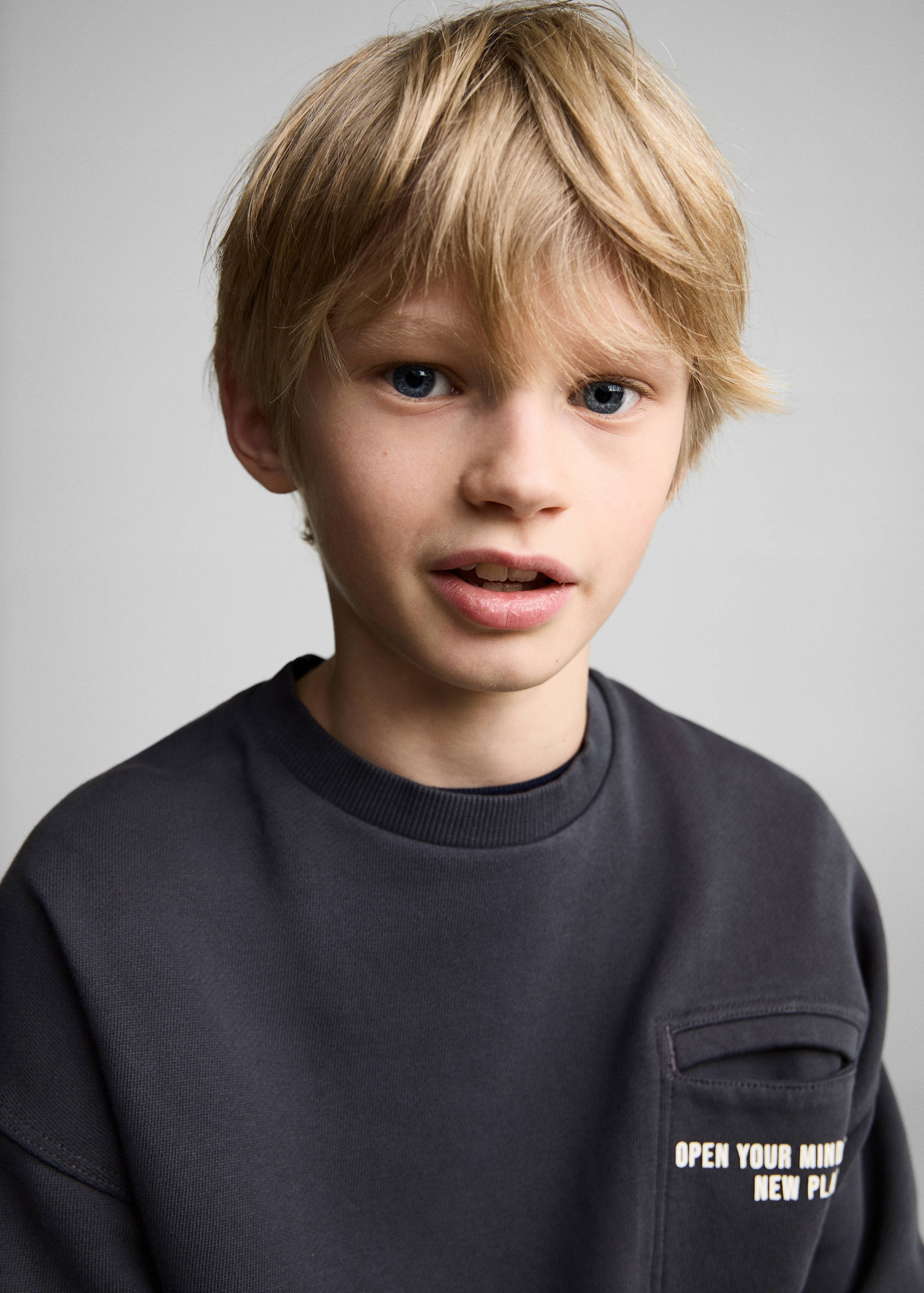 Baumwoll-Sweatshirt mit Tasche - Detail des Artikels 1