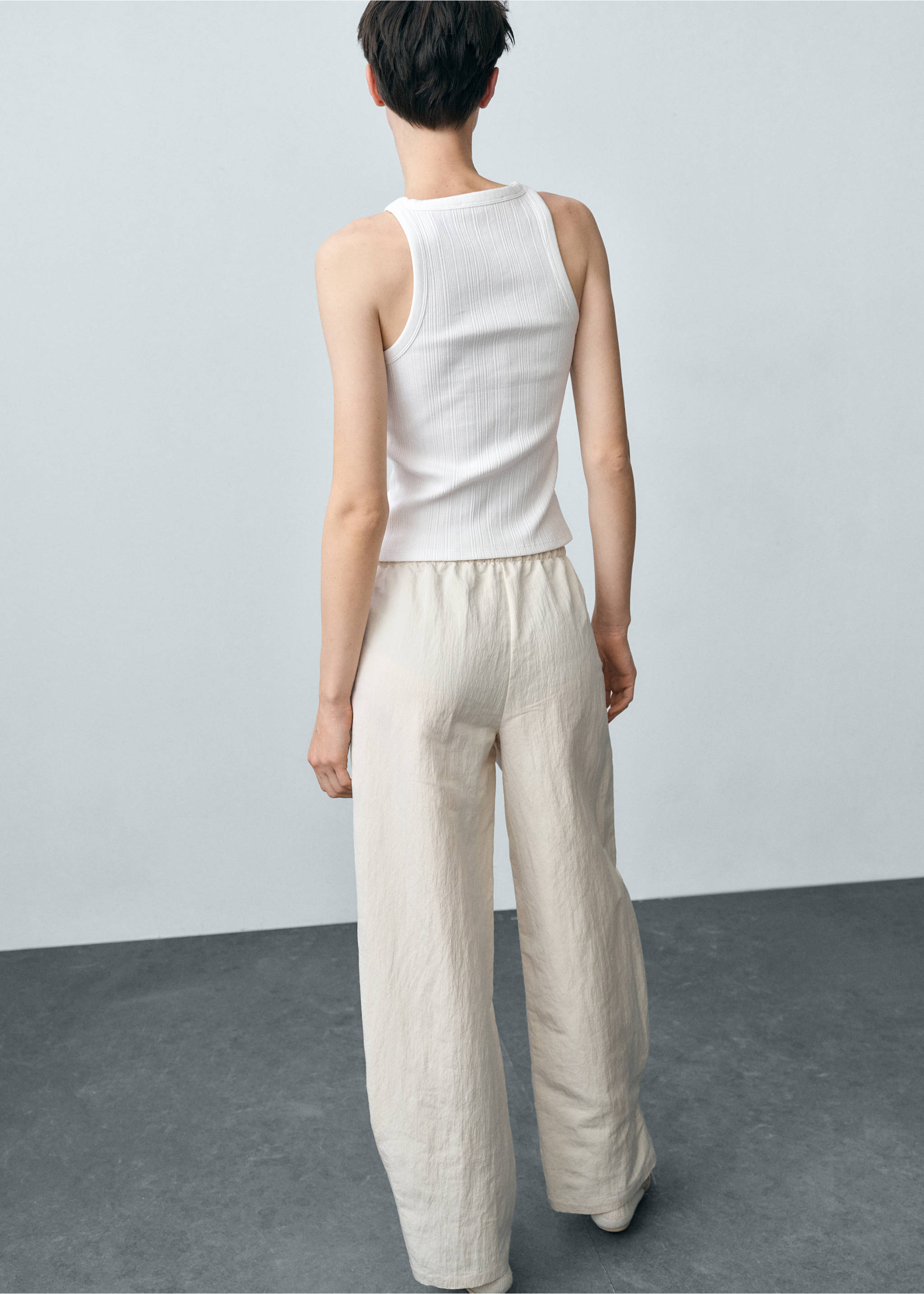Cotton halter-neck top - Reverse of the article, White. Ref: 87083290-00.