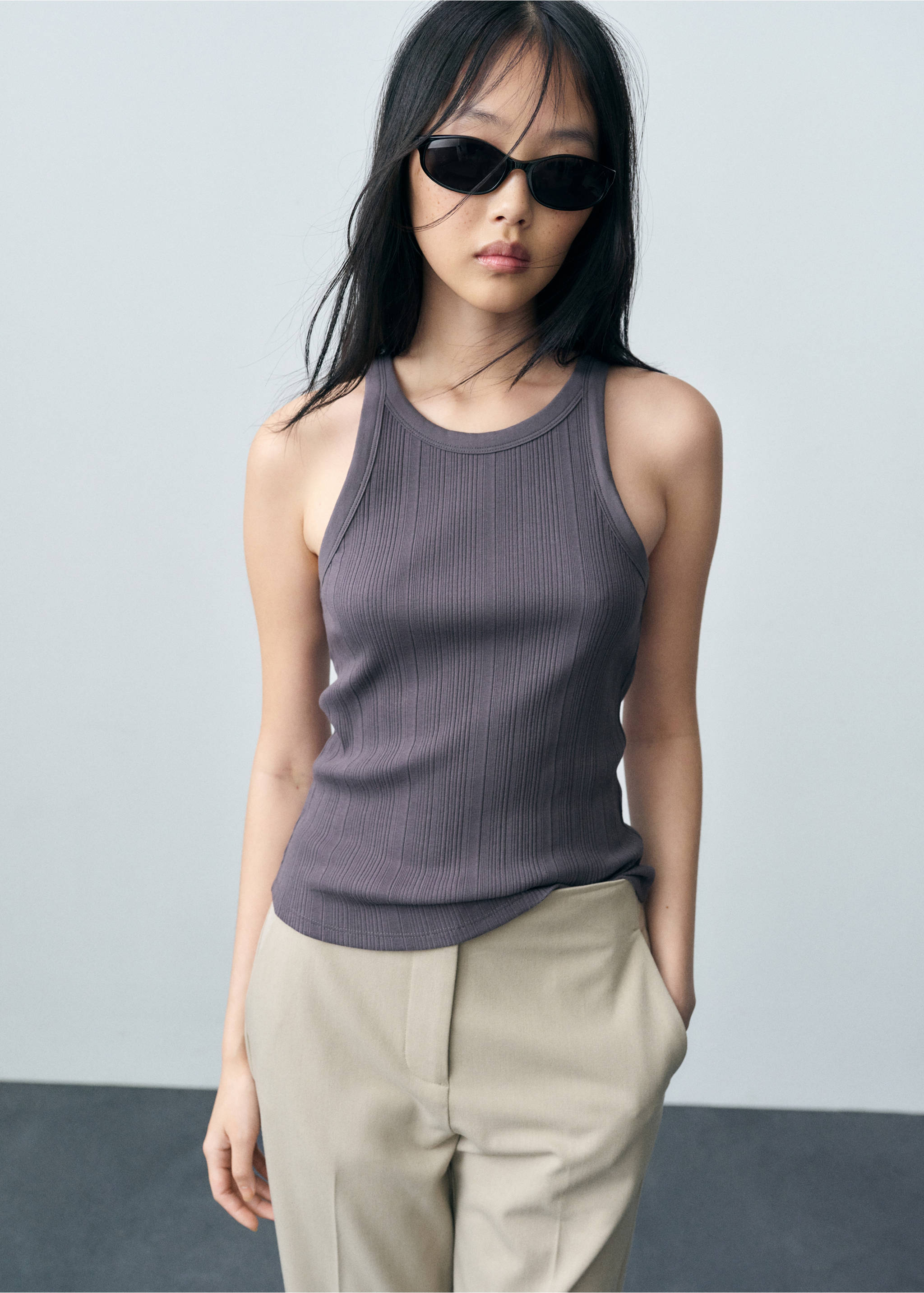 Cotton halter-neck top - Medium plane, Charcoal. Ref: 87083290-00.