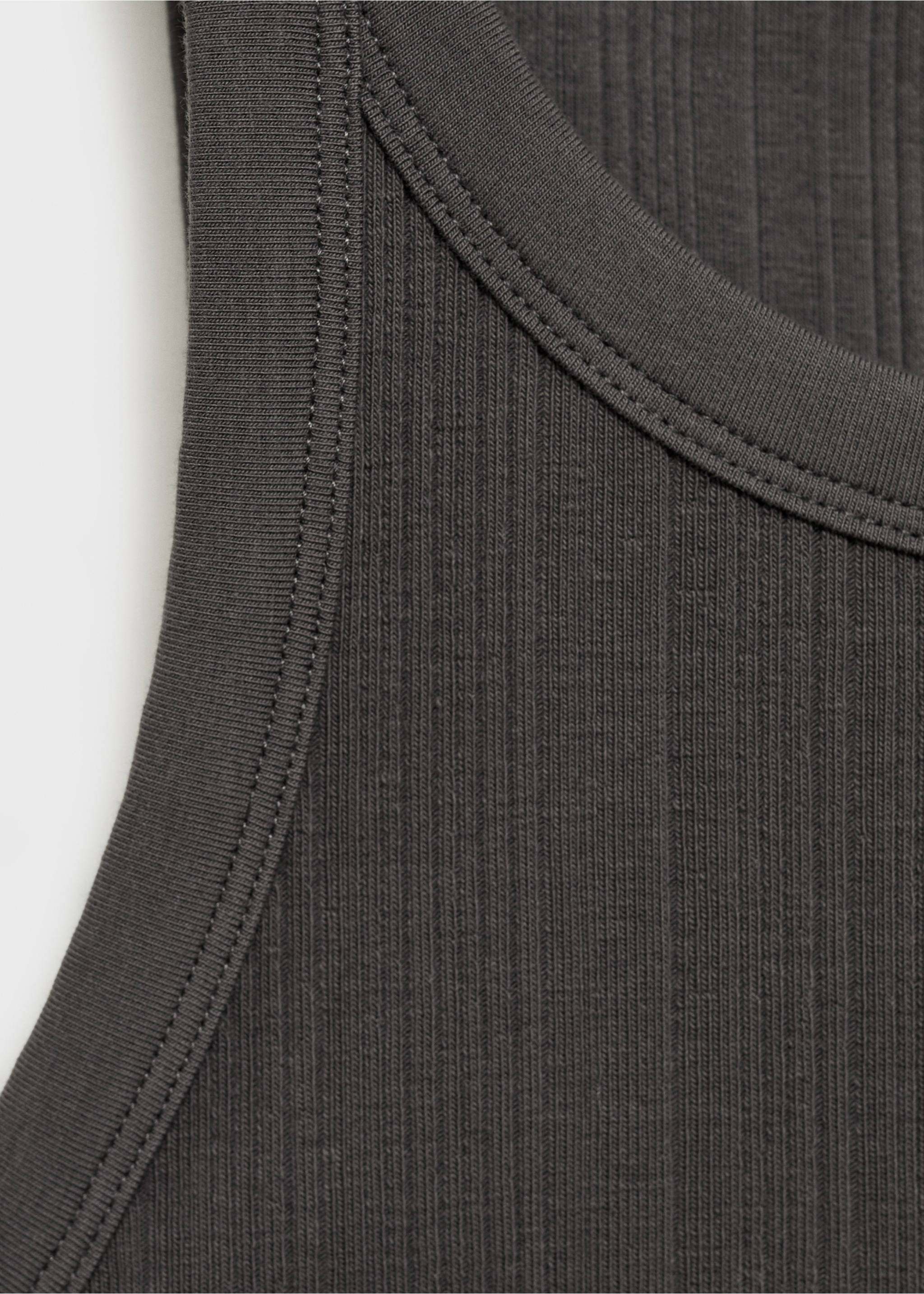 Cotton halter-neck top - Details of the article 8, Charcoal. Ref: 87083290-00.