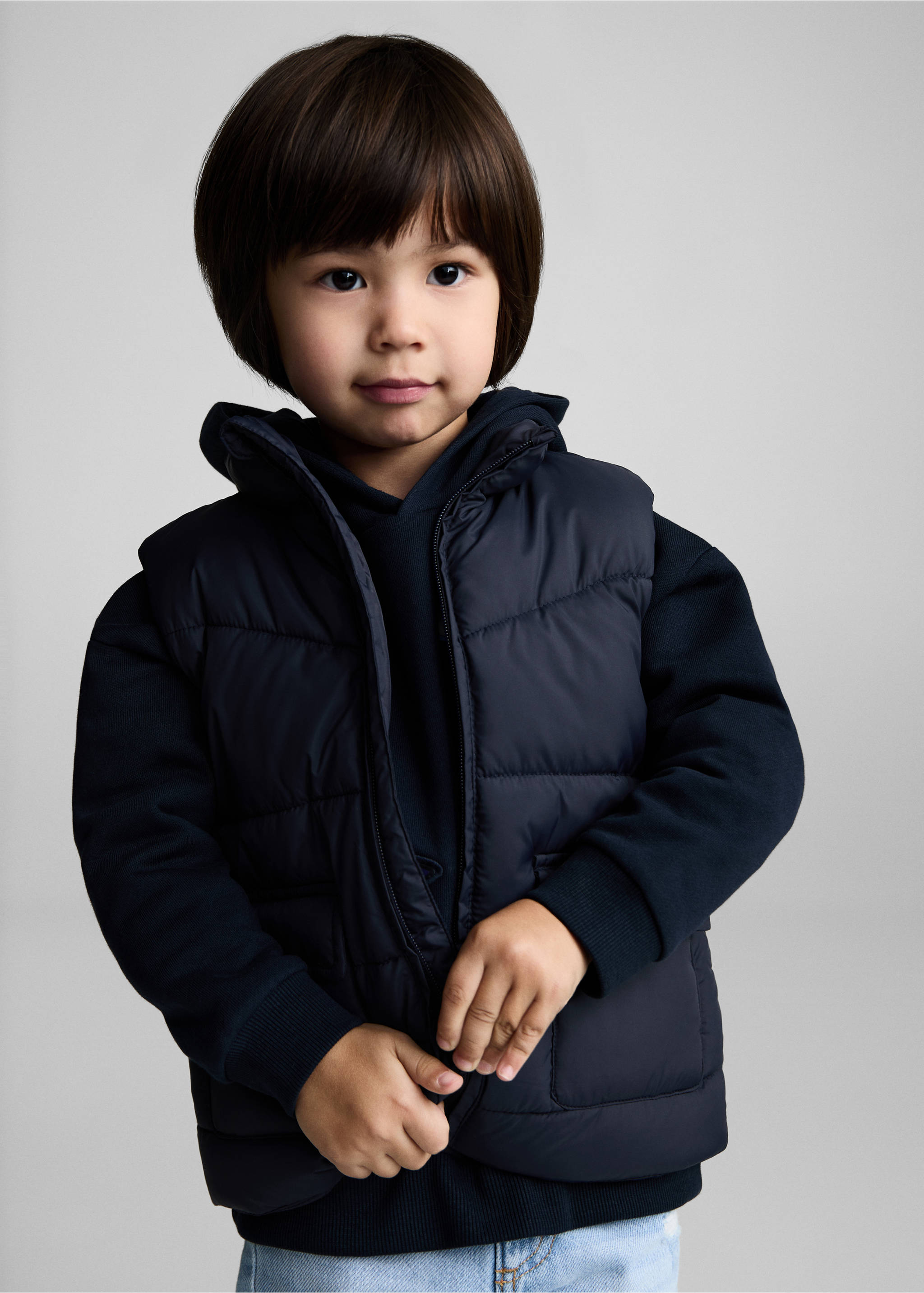 Quilted gilet with pockets - Medium plane, Dark Navy. Ref: 87083644-00.