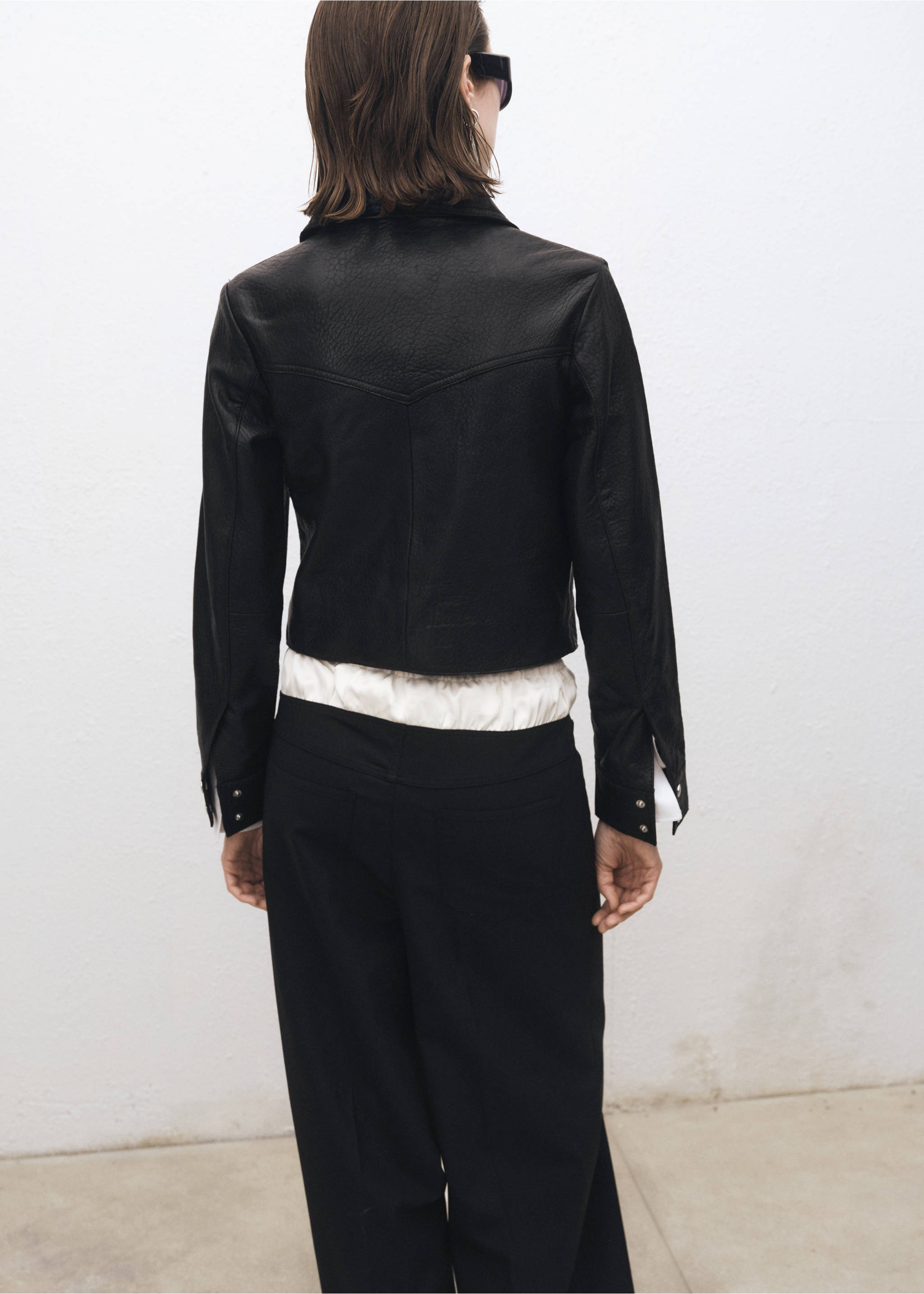 Lapels leather jacket - Reverse of the article, Black. Ref: 87084075-00.