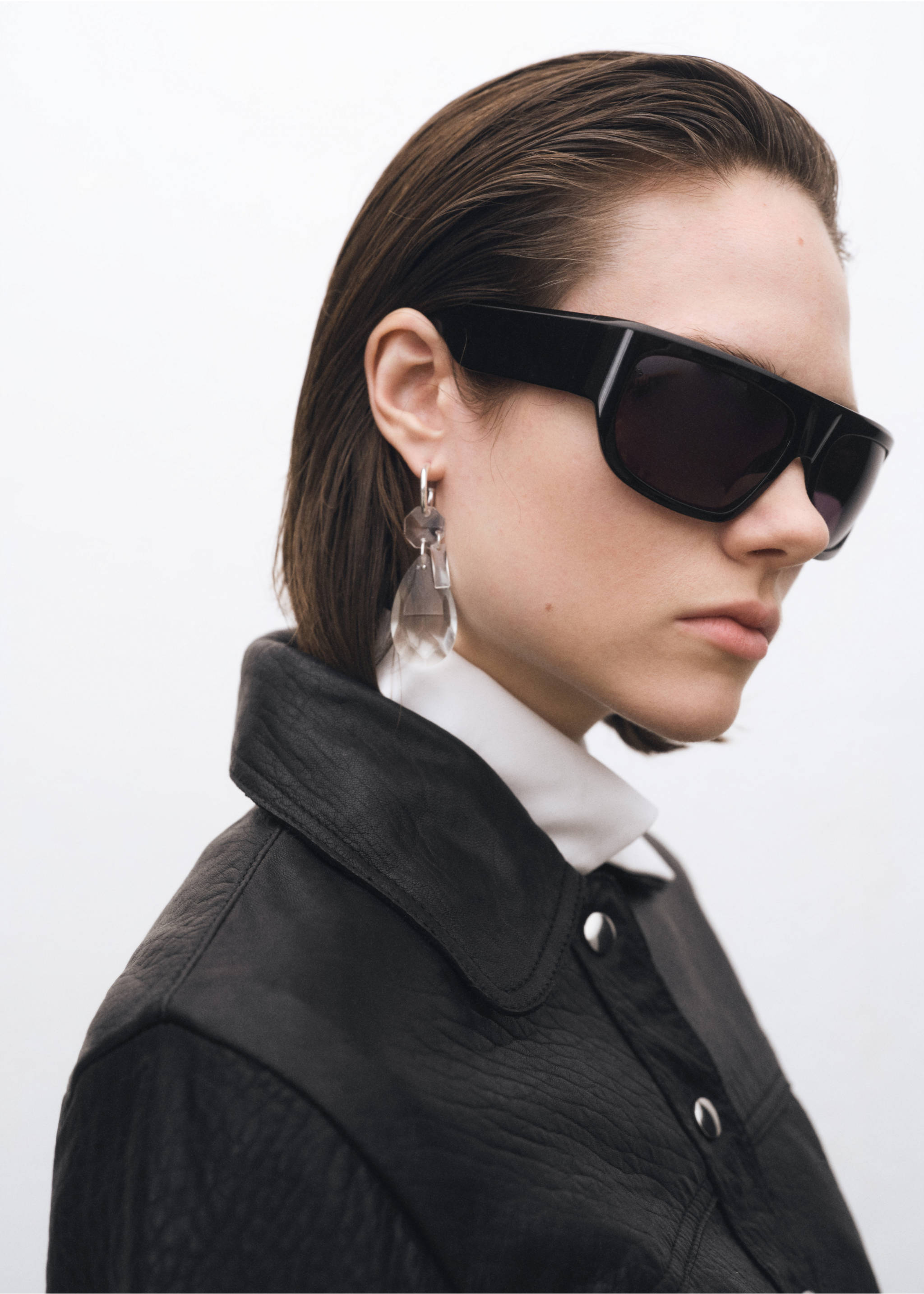 Lapels leather jacket - Details of the article 1, Black. Ref: 87084075-00.