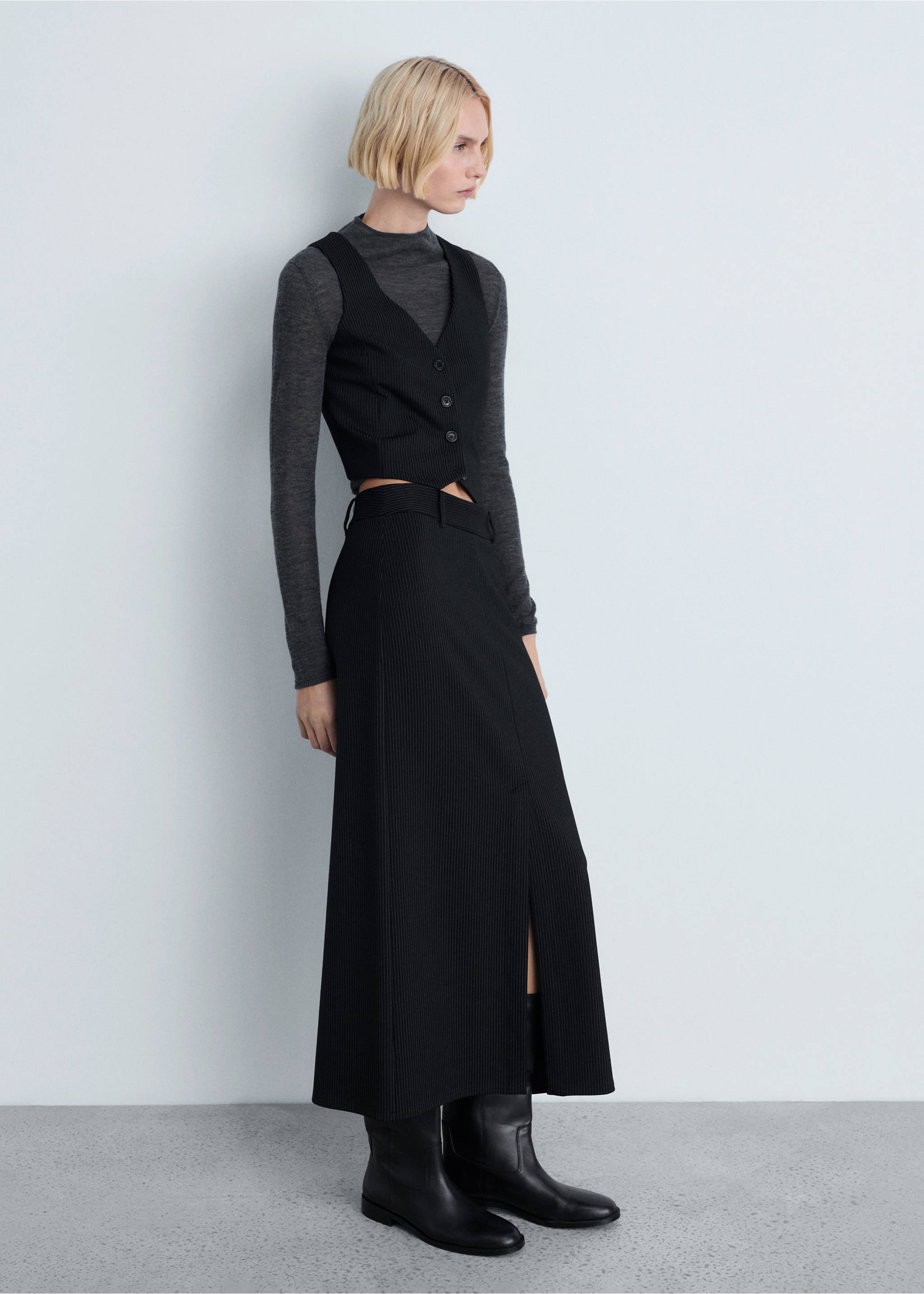 Anzugweste mit Nadelstreifen - Allgemeine Ansicht, Schwarz. Ref: 87084078-00.