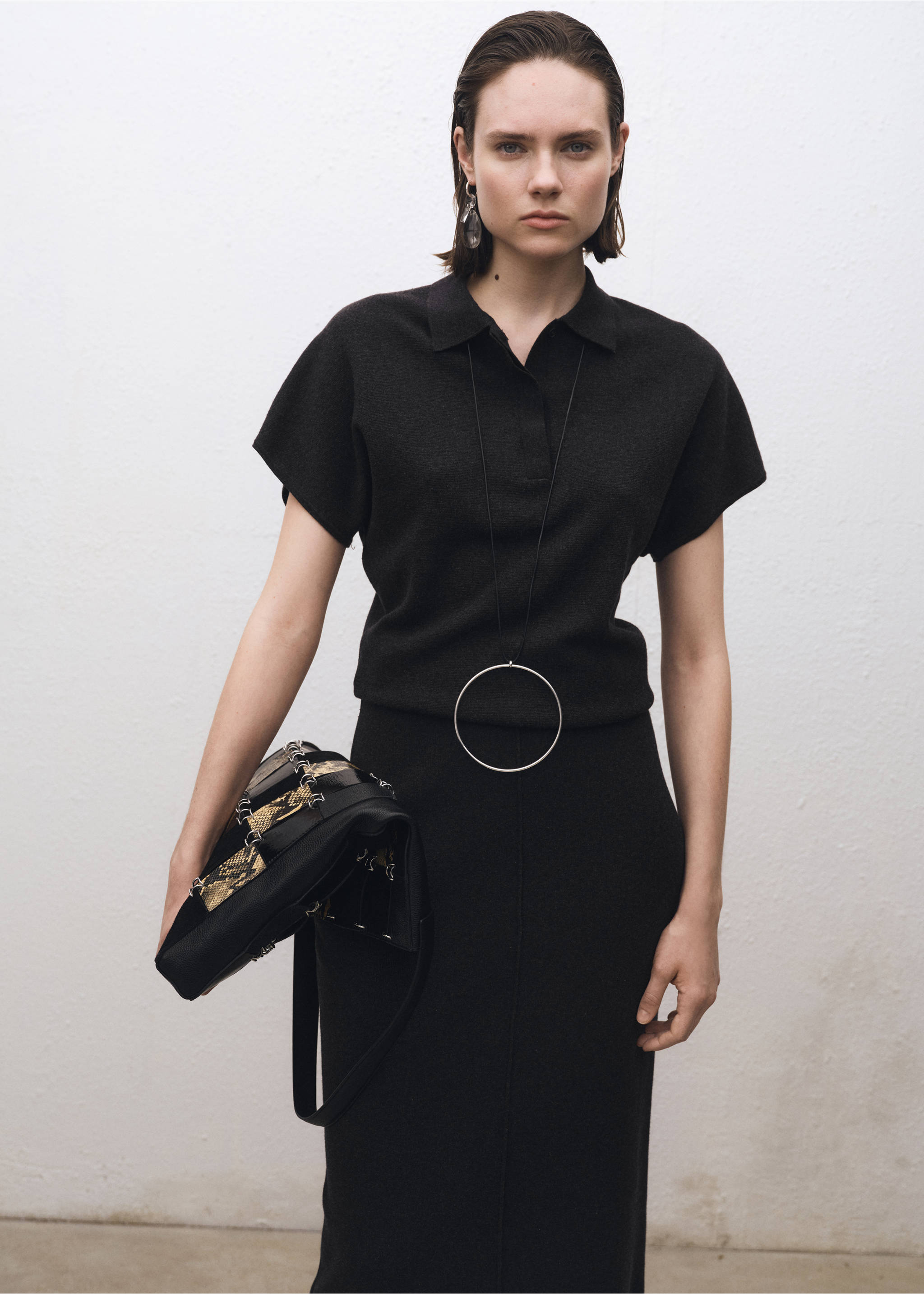 Pullover aus Wollgemisch mit Poloshirtkragen - Mittlere Ansicht, Anthrazit. Ref: 87084087-00.