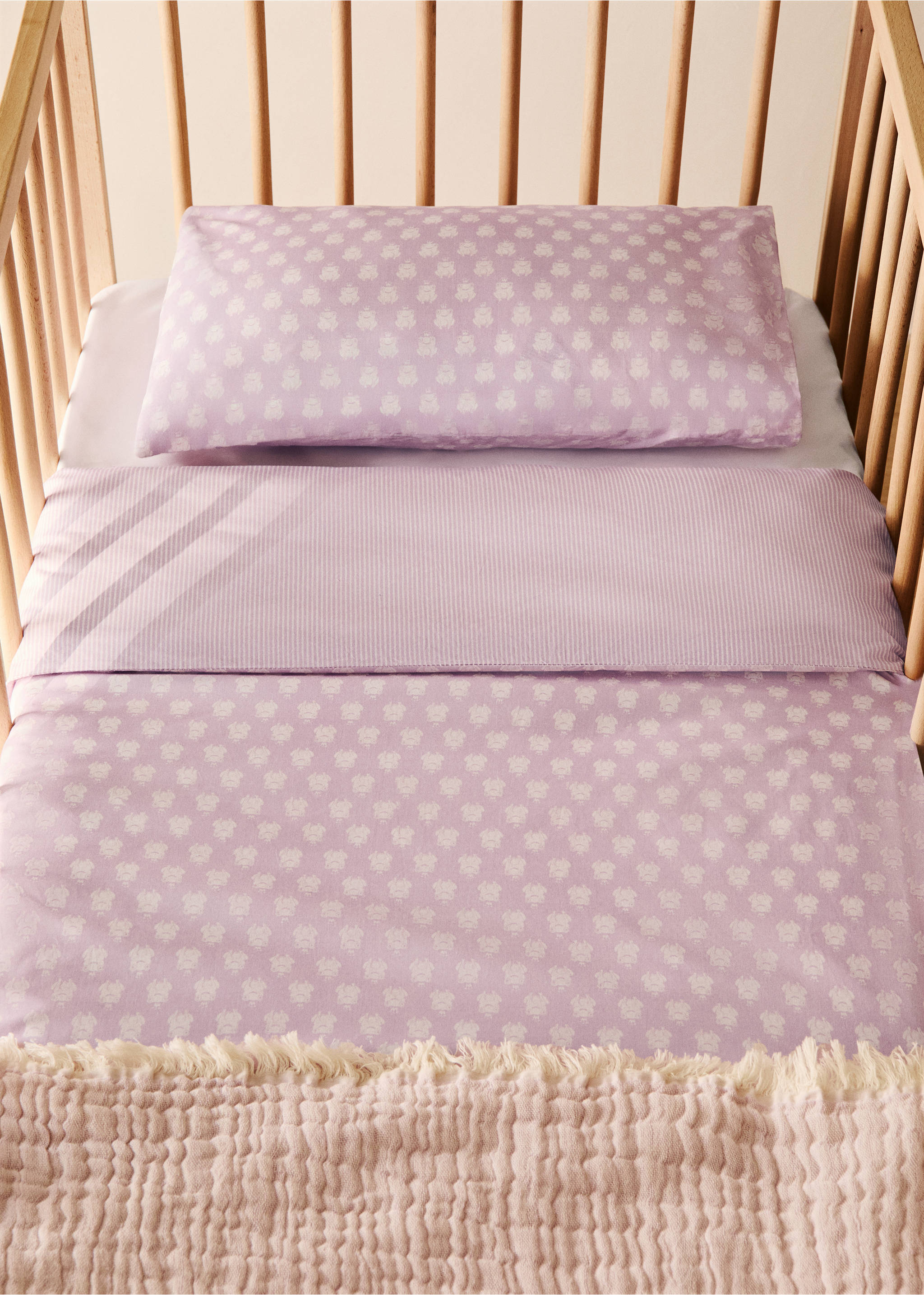 Cotton percale reversible duvet cover for cot - General plane, Medium Pink. Ref: 87084088-00.