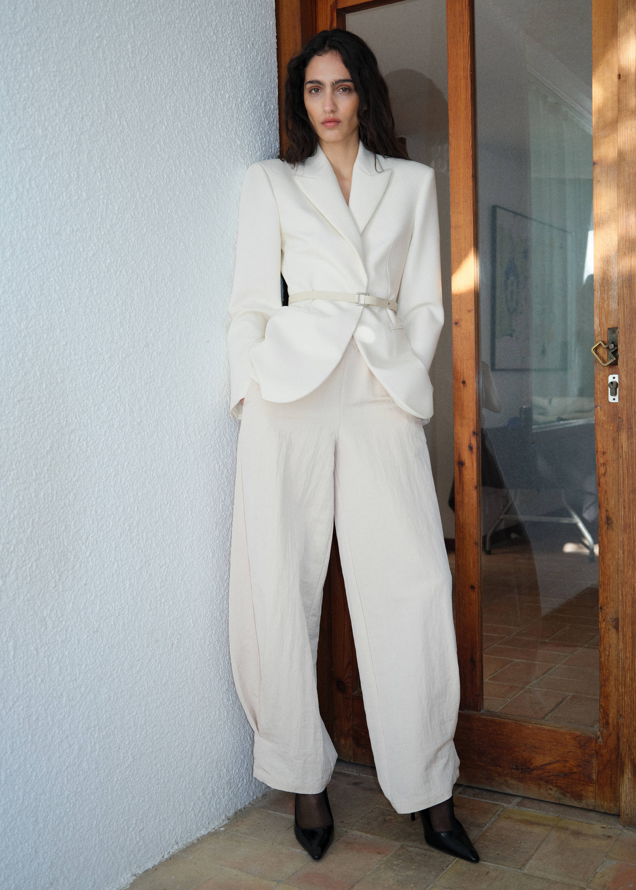 Strukturerad blazer med bälte - Allmän bild